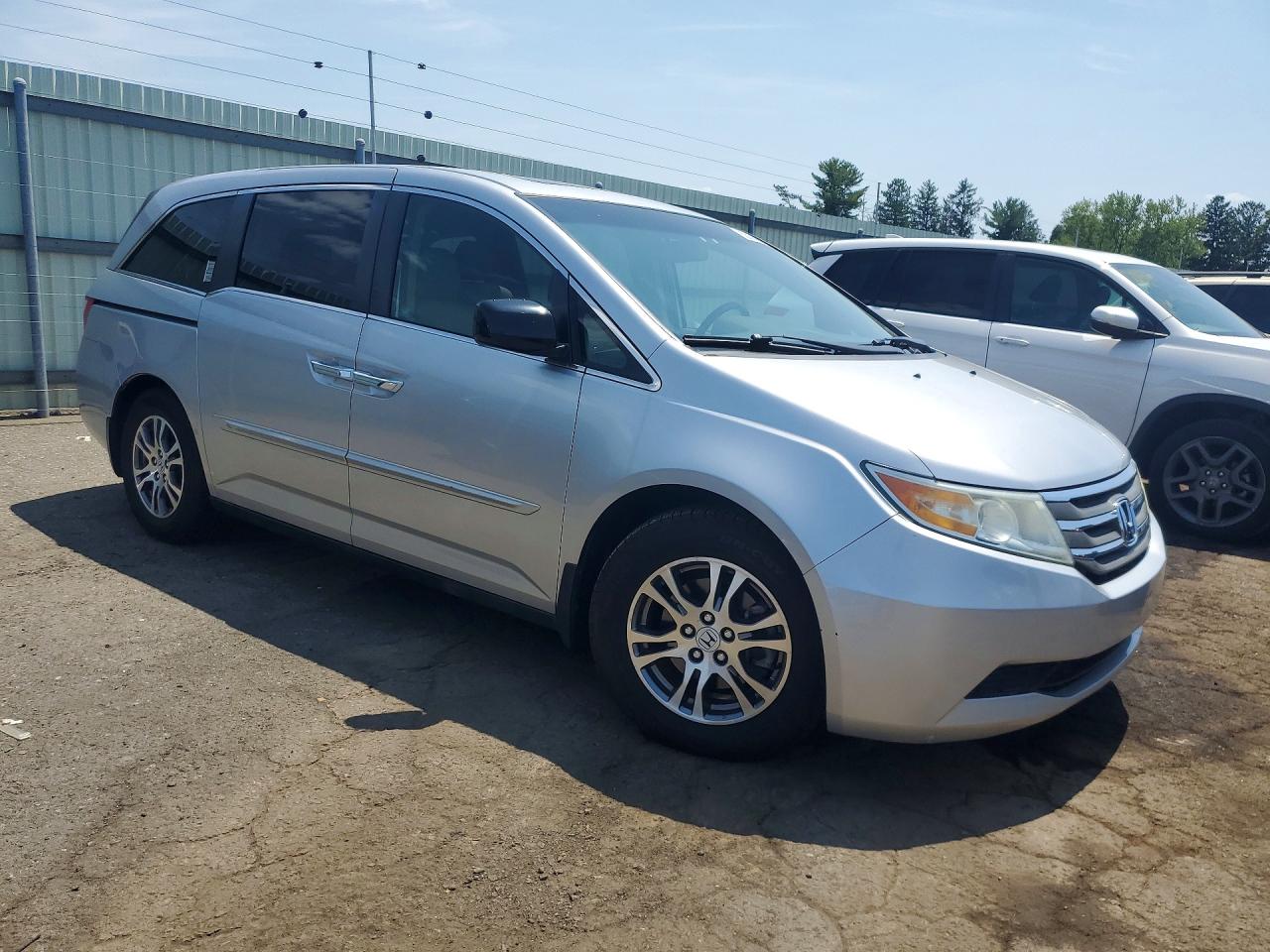 2011 Honda Odyssey Exl Silver vin: 5FNRL5H62BB059530