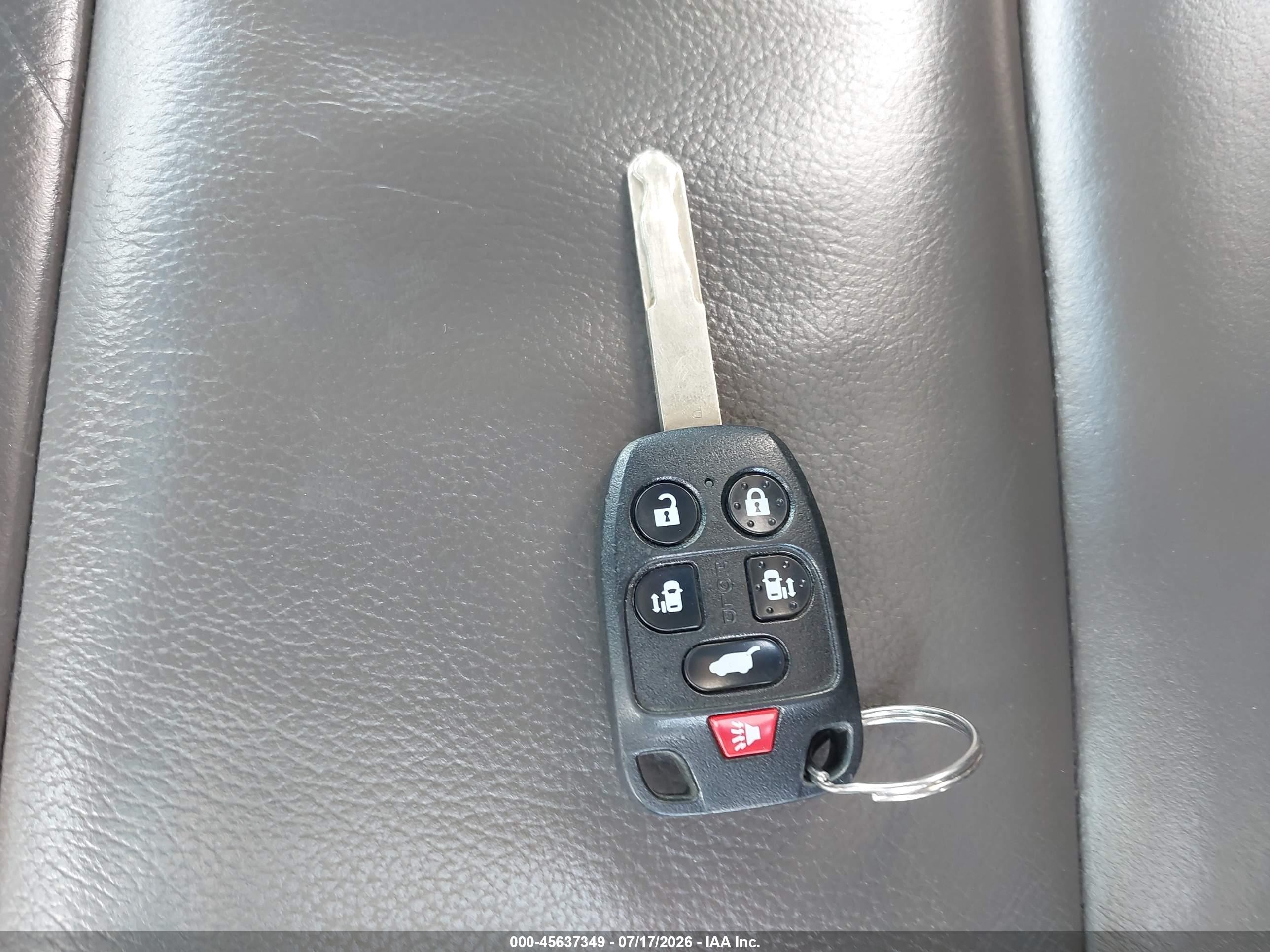 2011 Honda Odyssey Ex-l Серебряный vin: 5FNRL5H62BB060399