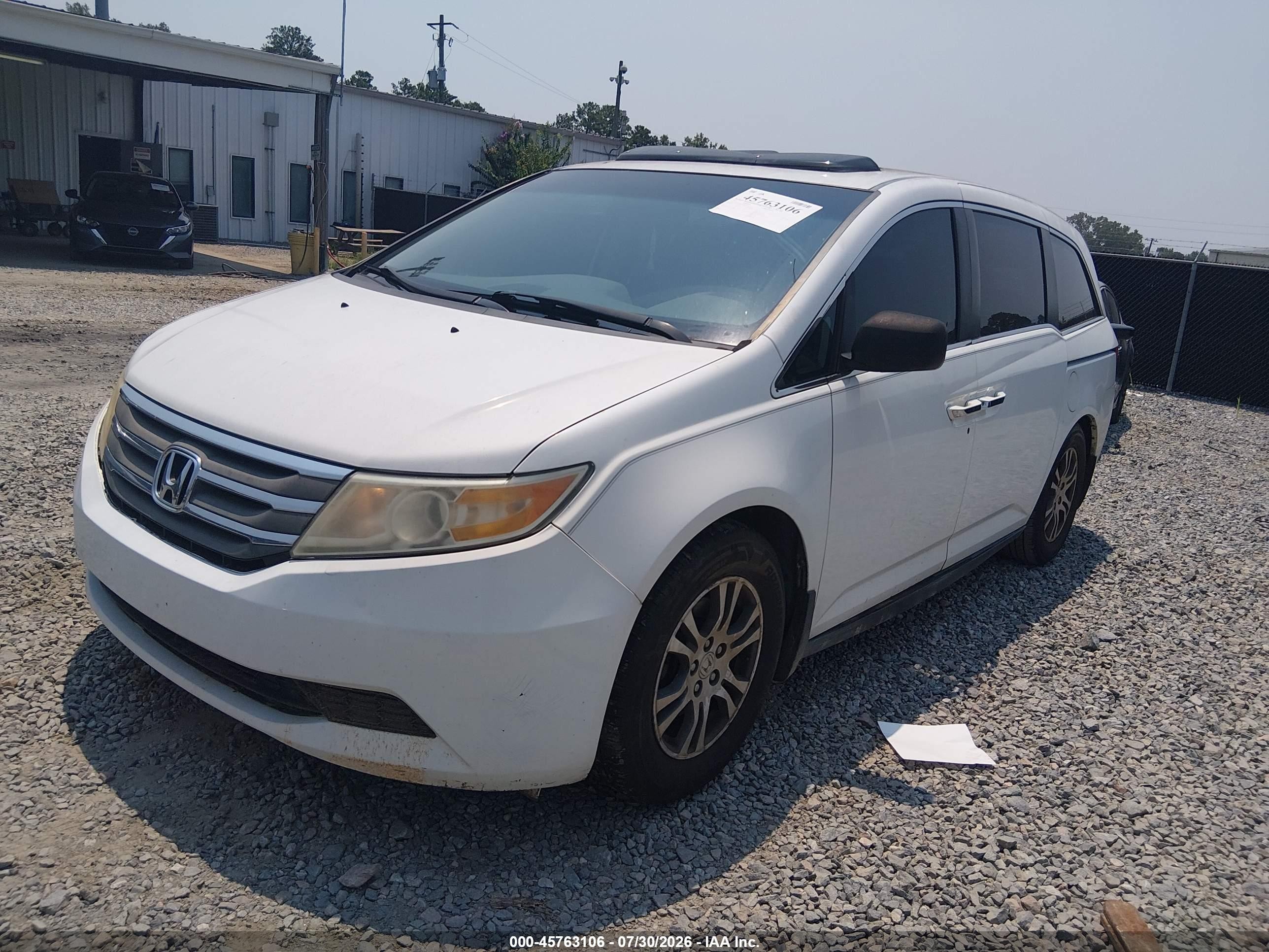 2011 Honda Odyssey Ex-l White vin: 5FNRL5H62BB071774