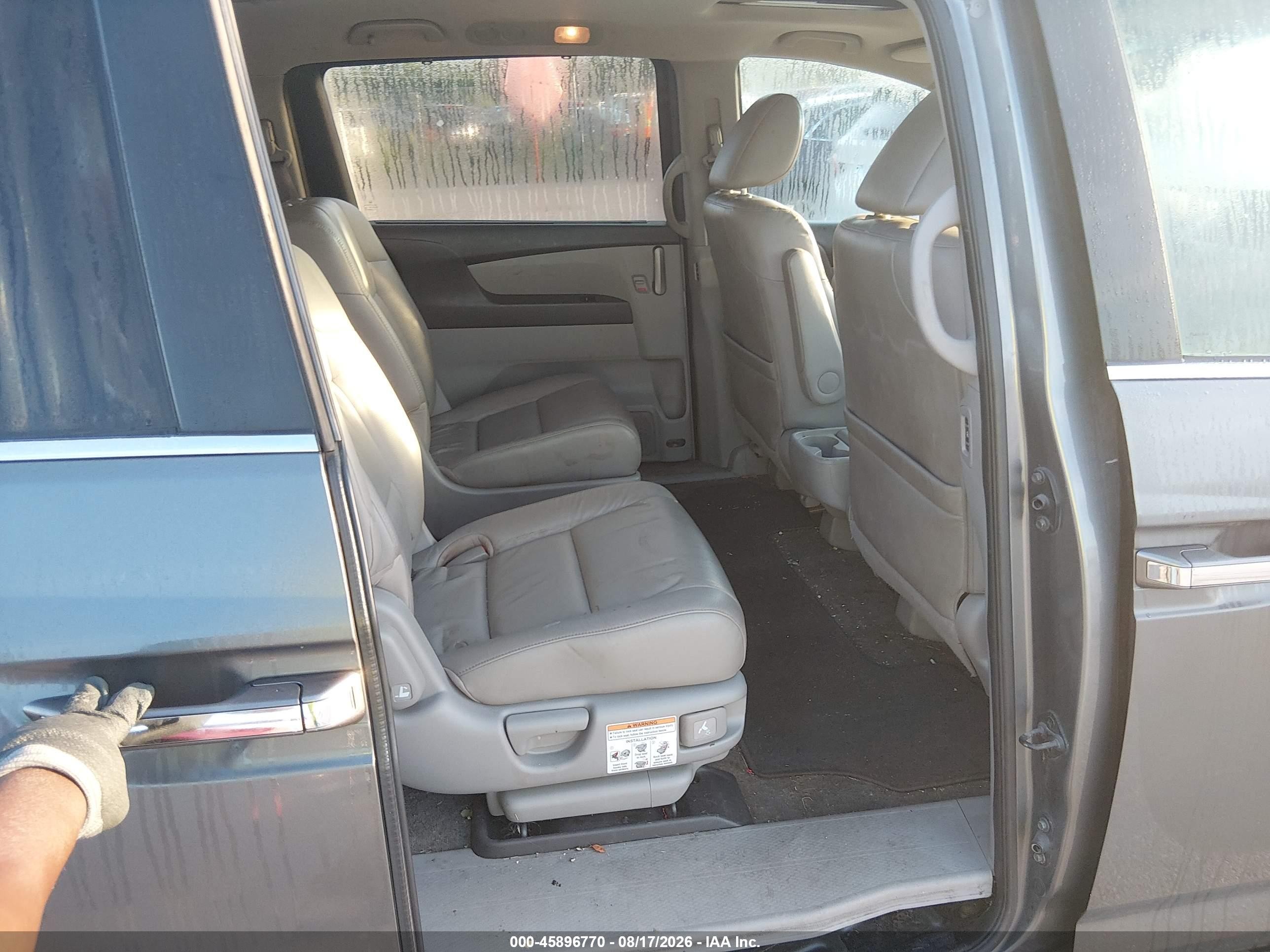 2011 Honda Odyssey Ex-l Beige vin: 5FNRL5H62BB073881
