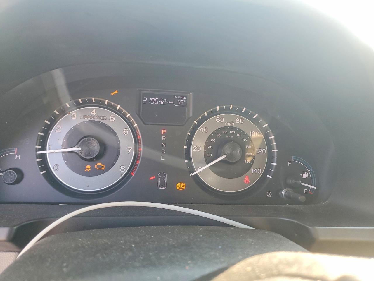 2011 Honda Odyssey White vin: 5FNRL5H62BB081138