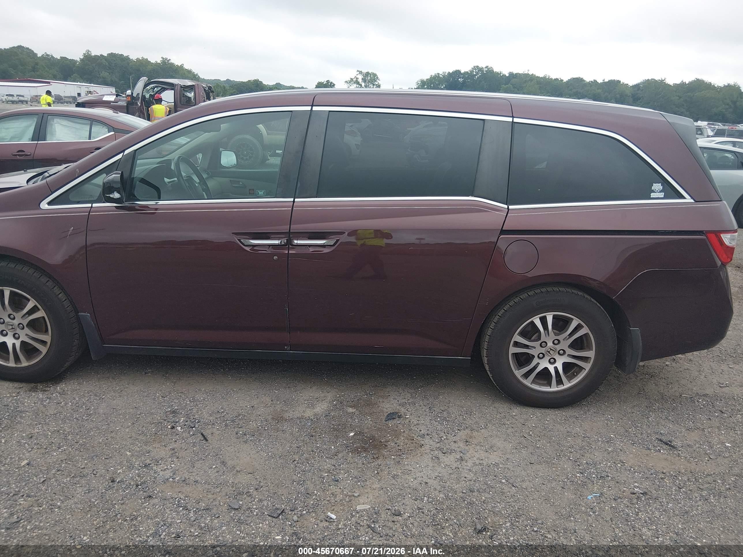 2012 Honda Odyssey Ex-l Burgundy vin: 5FNRL5H62CB084607