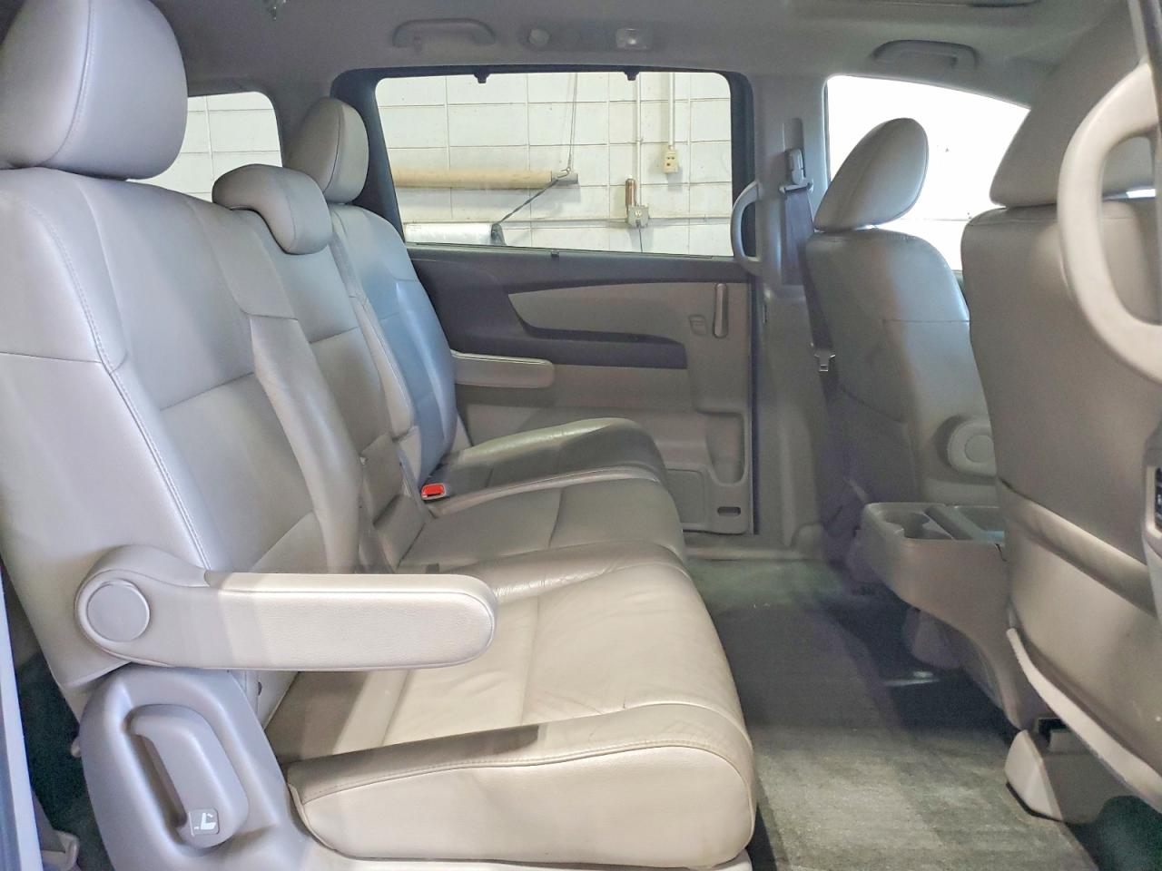 2012 Honda Odyssey Exl Gray vin: 5FNRL5H62CB086437