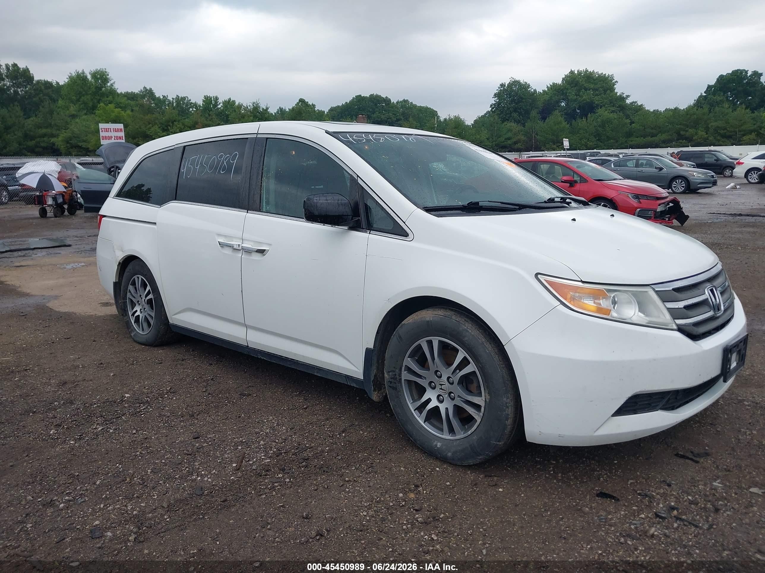 2012 Honda Odyssey Ex-l White vin: 5FNRL5H62CB087426