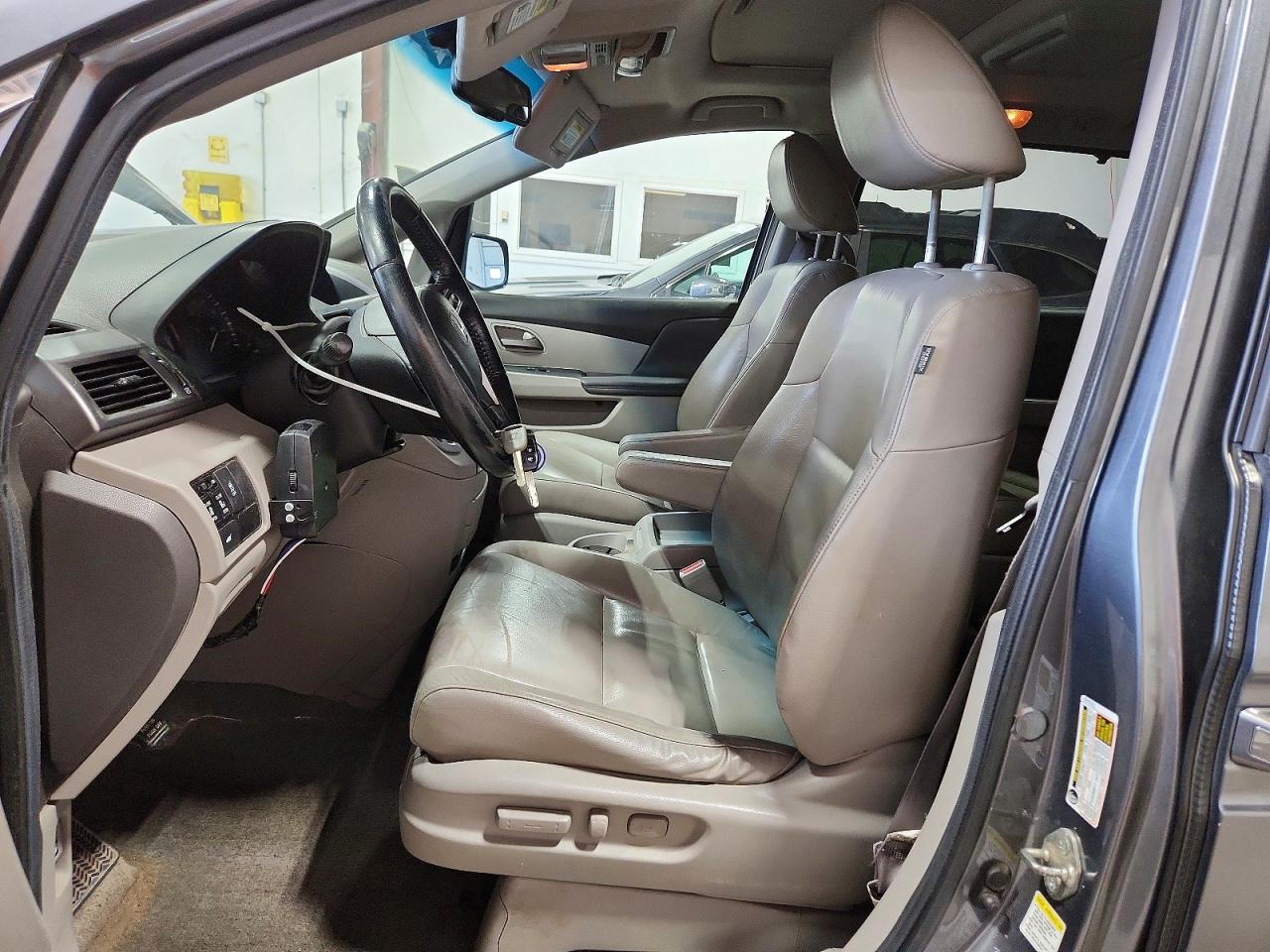 2012 Honda Odyssey Exl Gray vin: 5FNRL5H62CB114477
