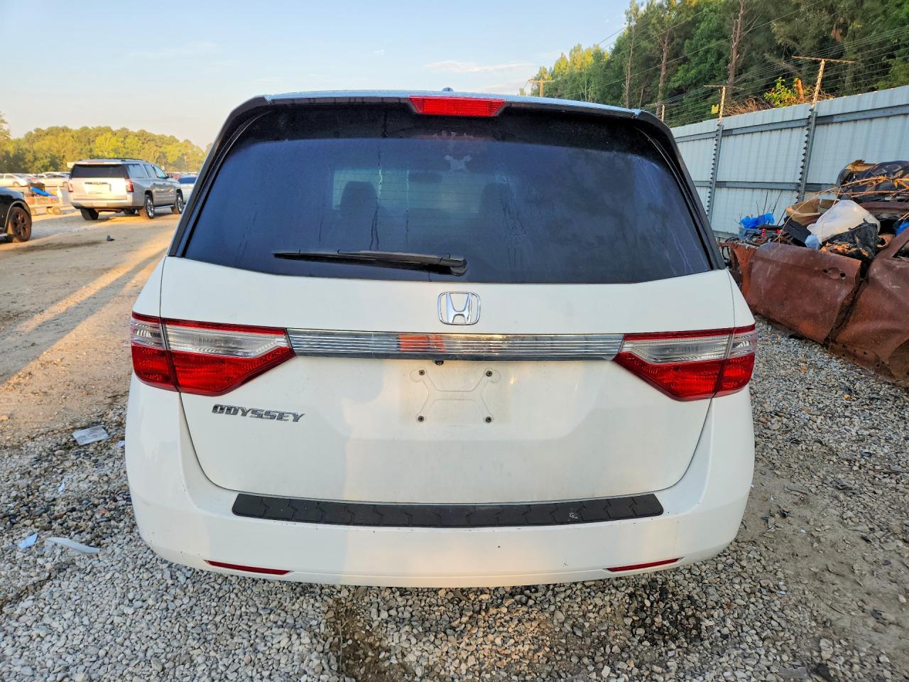 2012 Honda Odyssey Exl Белый vin: 5FNRL5H62CB117444
