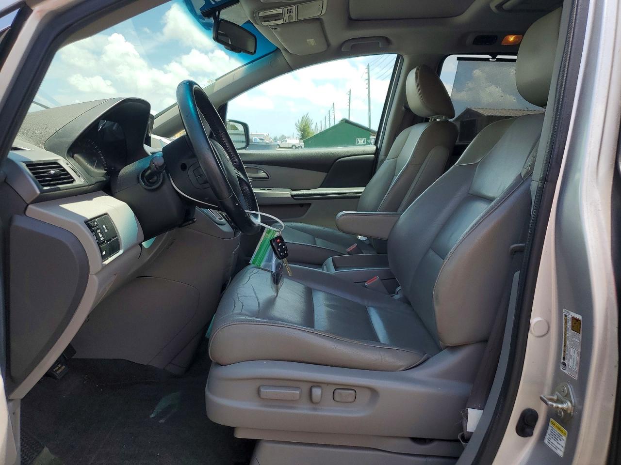 2012 Honda Odyssey Exl Серебряный vin: 5FNRL5H62CB134003