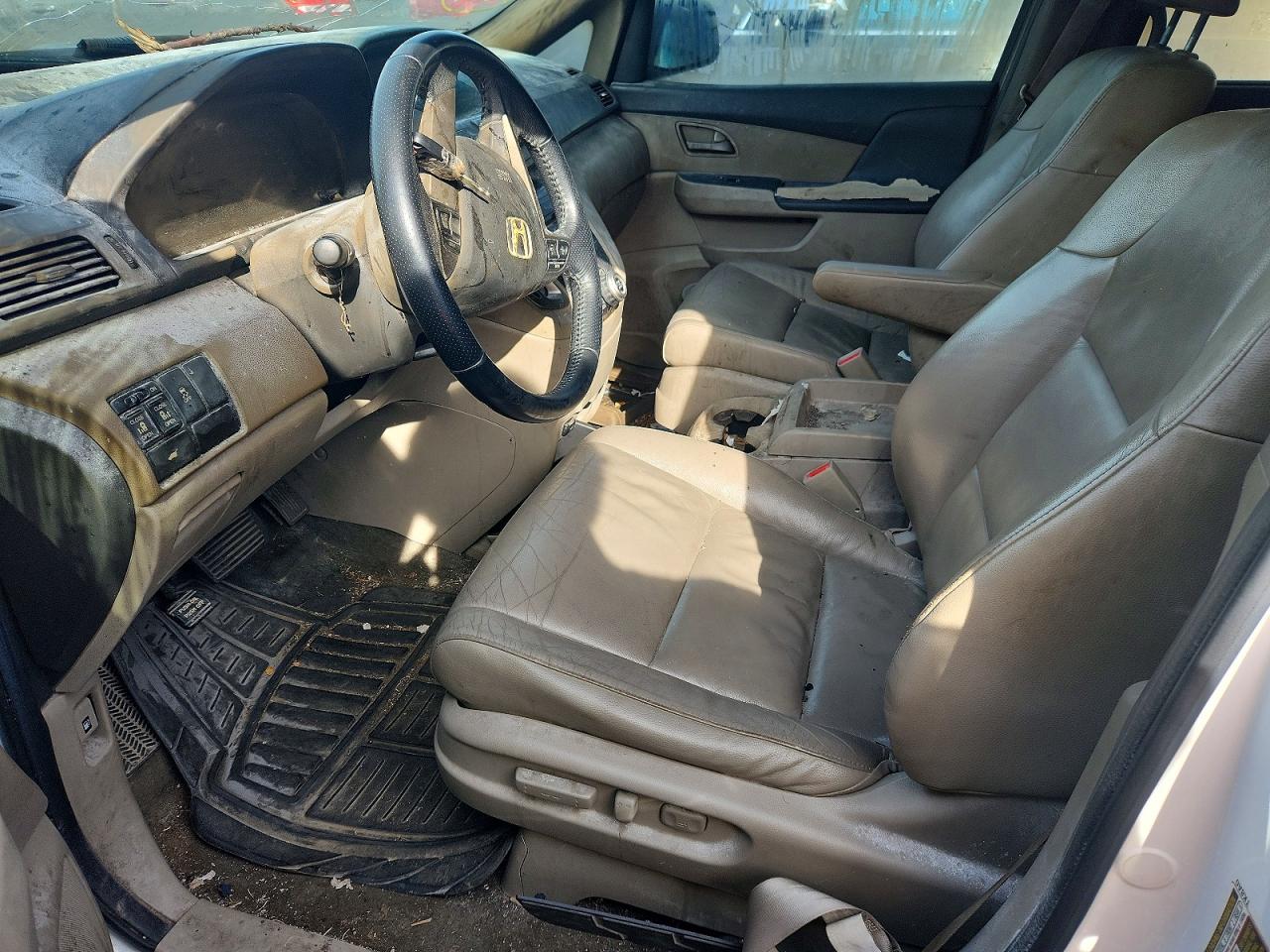 2012 Honda Odyssey Exl White vin: 5FNRL5H62CB140383