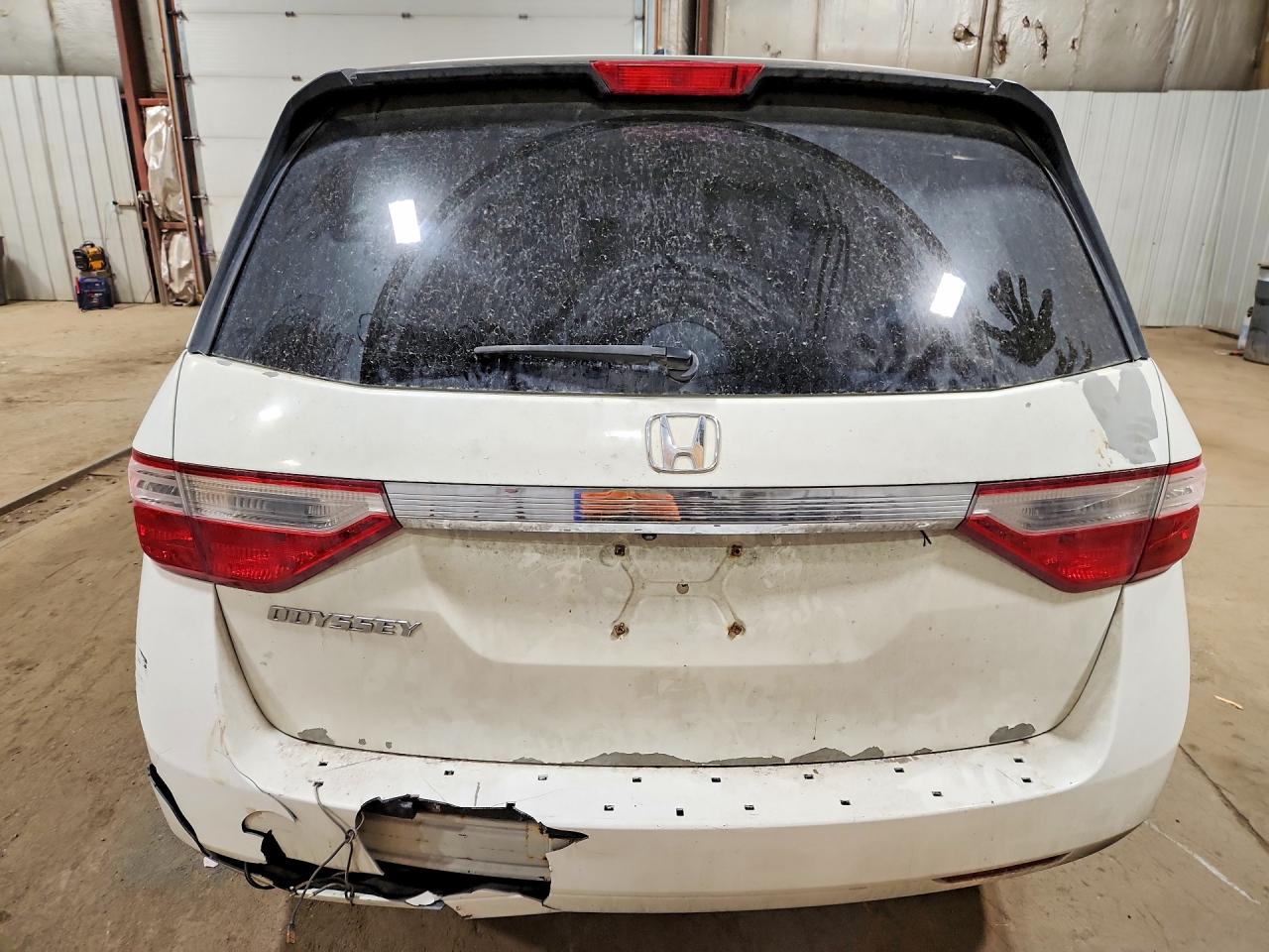 2012 Honda Odyssey Exl White vin: 5FNRL5H62CB140383