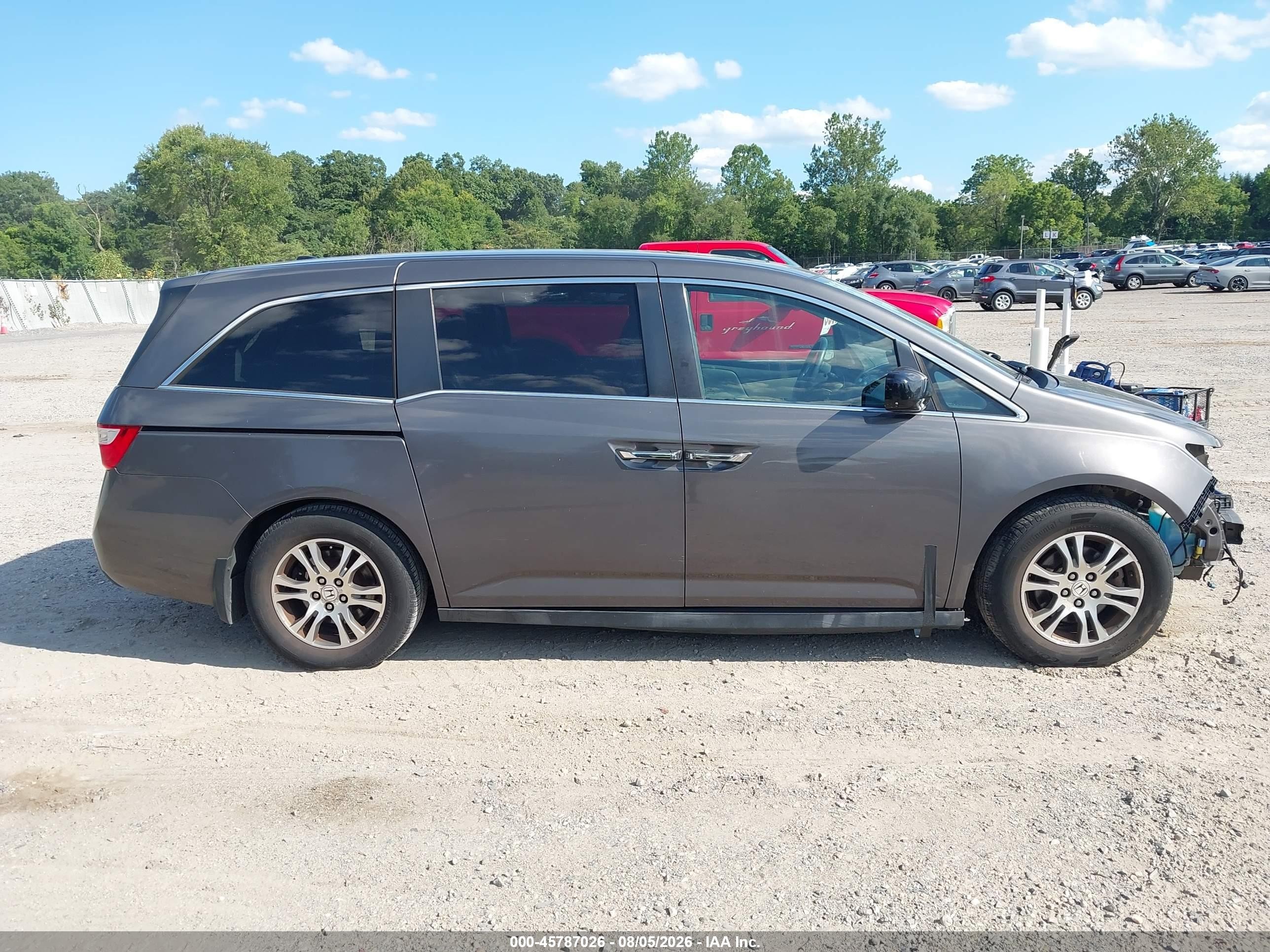 2013 Honda Odyssey Ex-l Серый vin: 5FNRL5H62DB081837