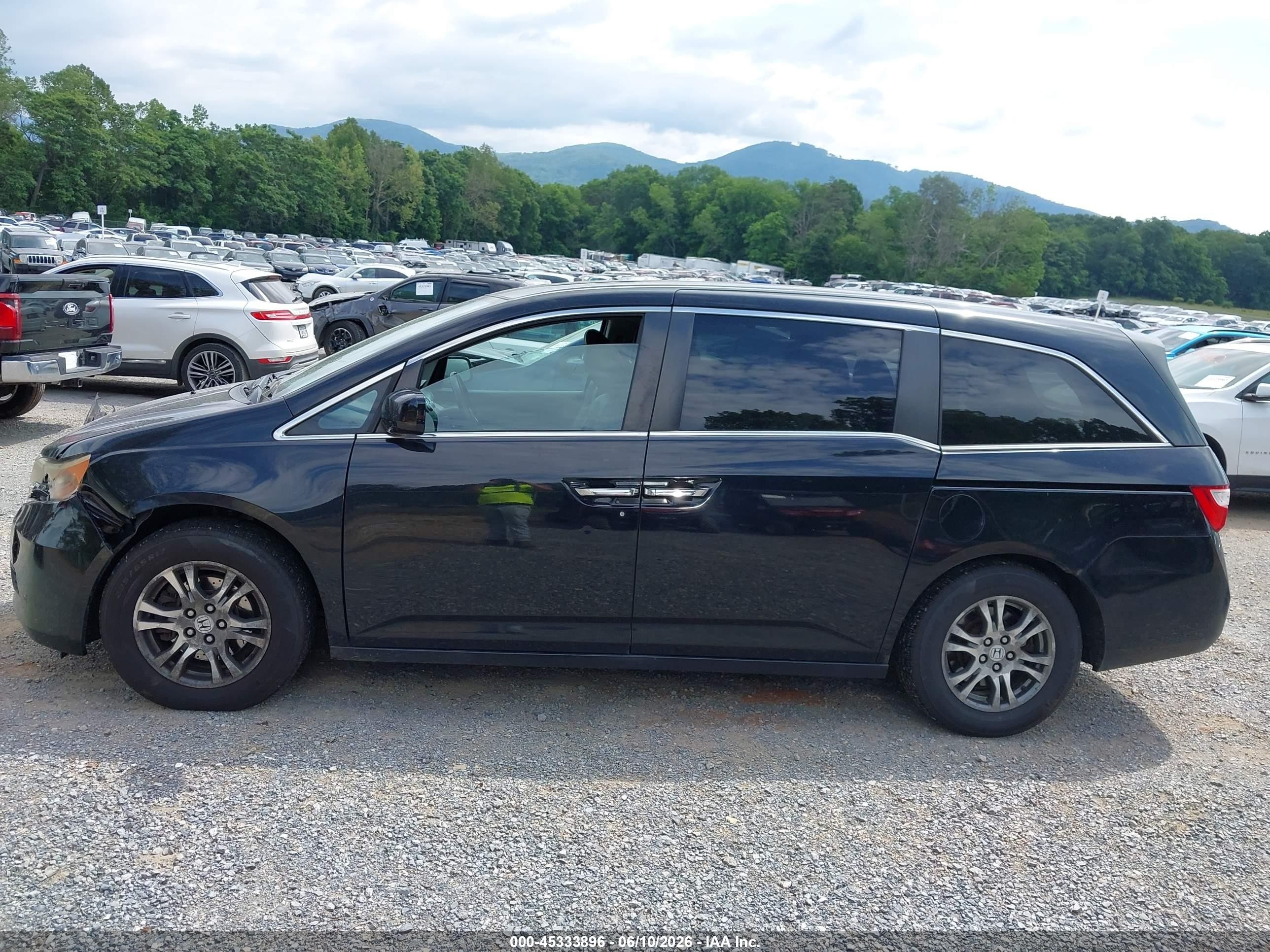 2013 Honda Odyssey Ex-l Черный vin: 5FNRL5H62DB086827