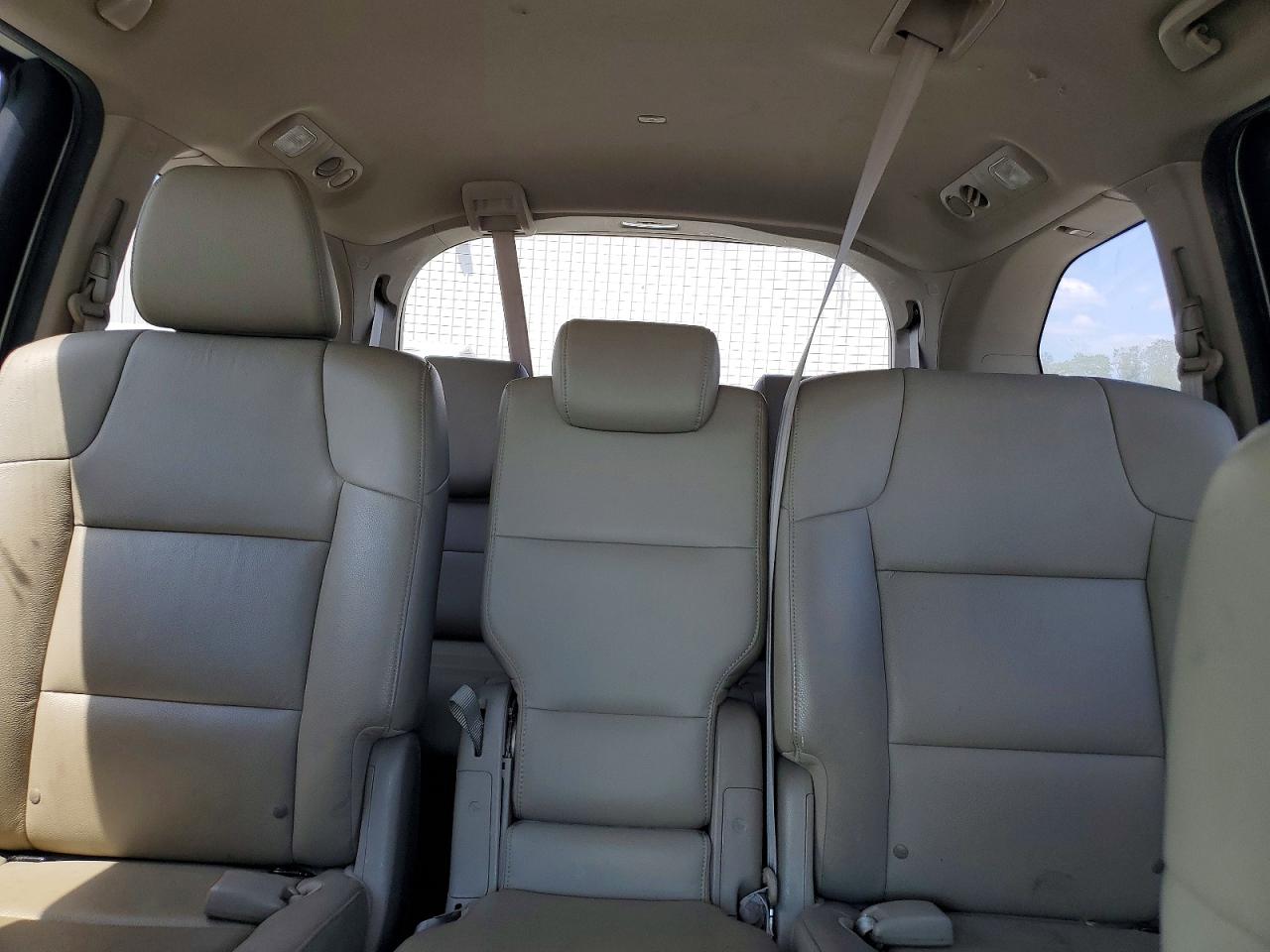 2014 Honda Odyssey Exl White vin: 5FNRL5H62EB051223