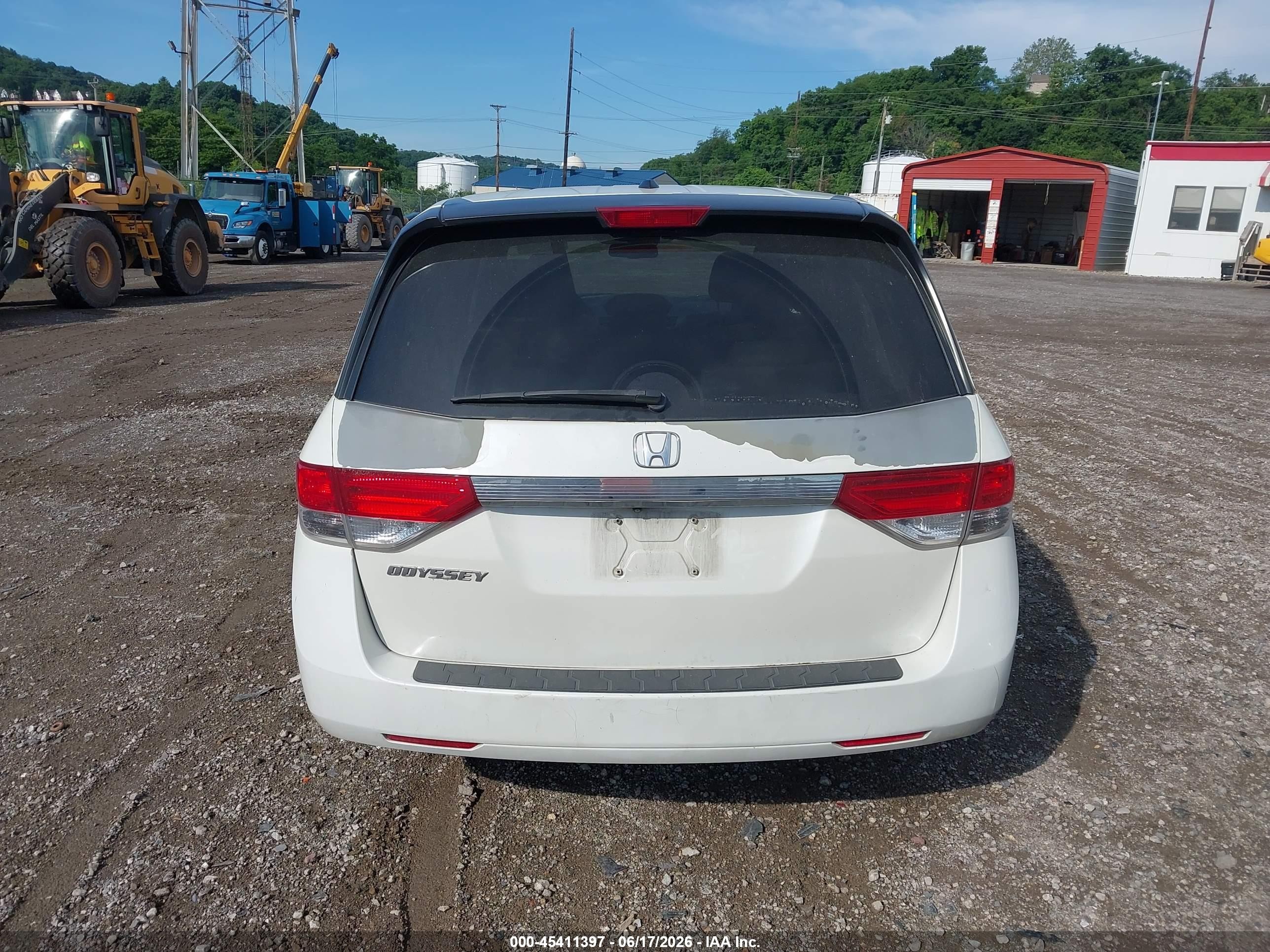 2014 Honda Odyssey Ex-l White vin: 5FNRL5H62EB083427