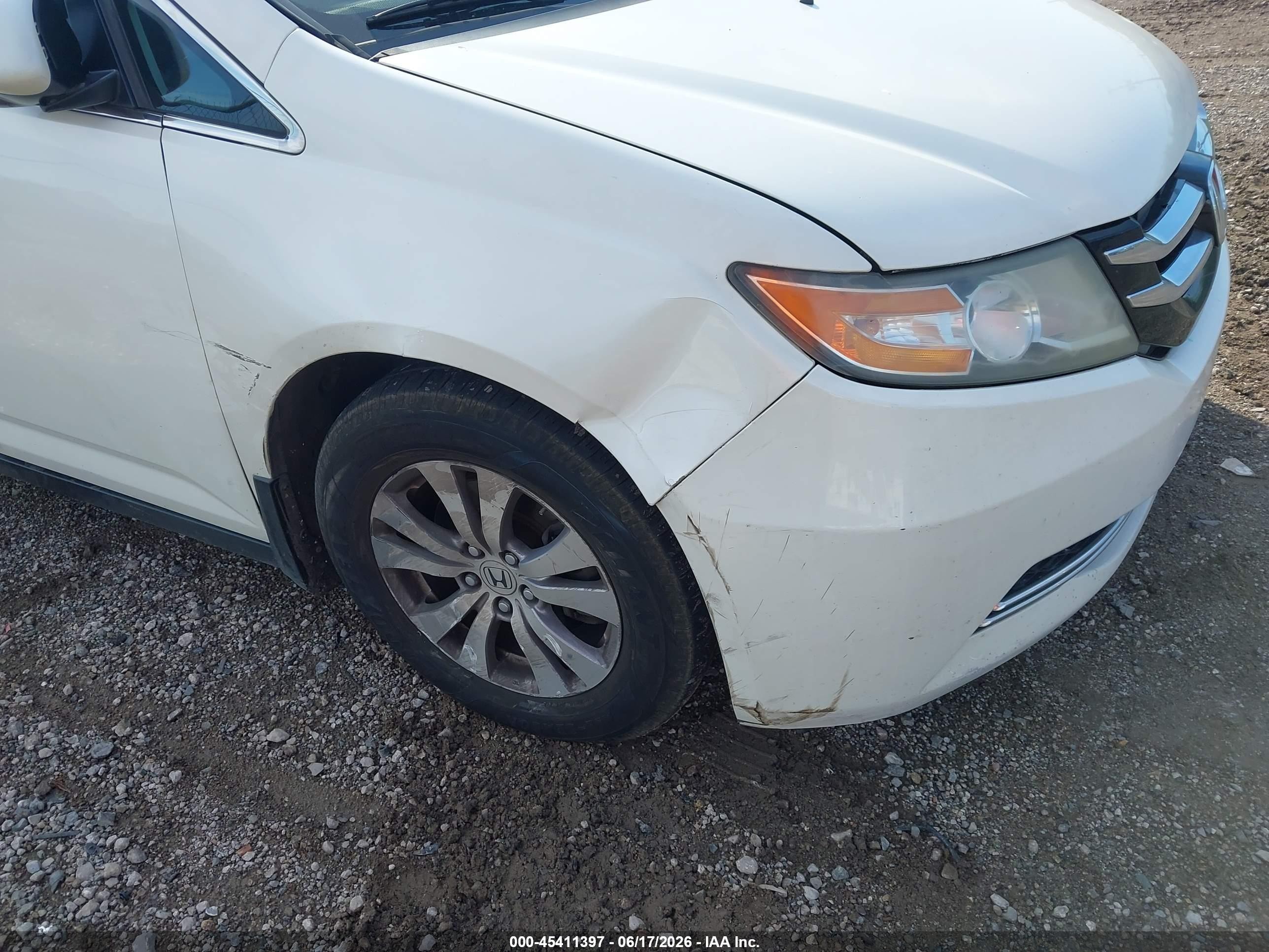 2014 Honda Odyssey Ex-l White vin: 5FNRL5H62EB083427