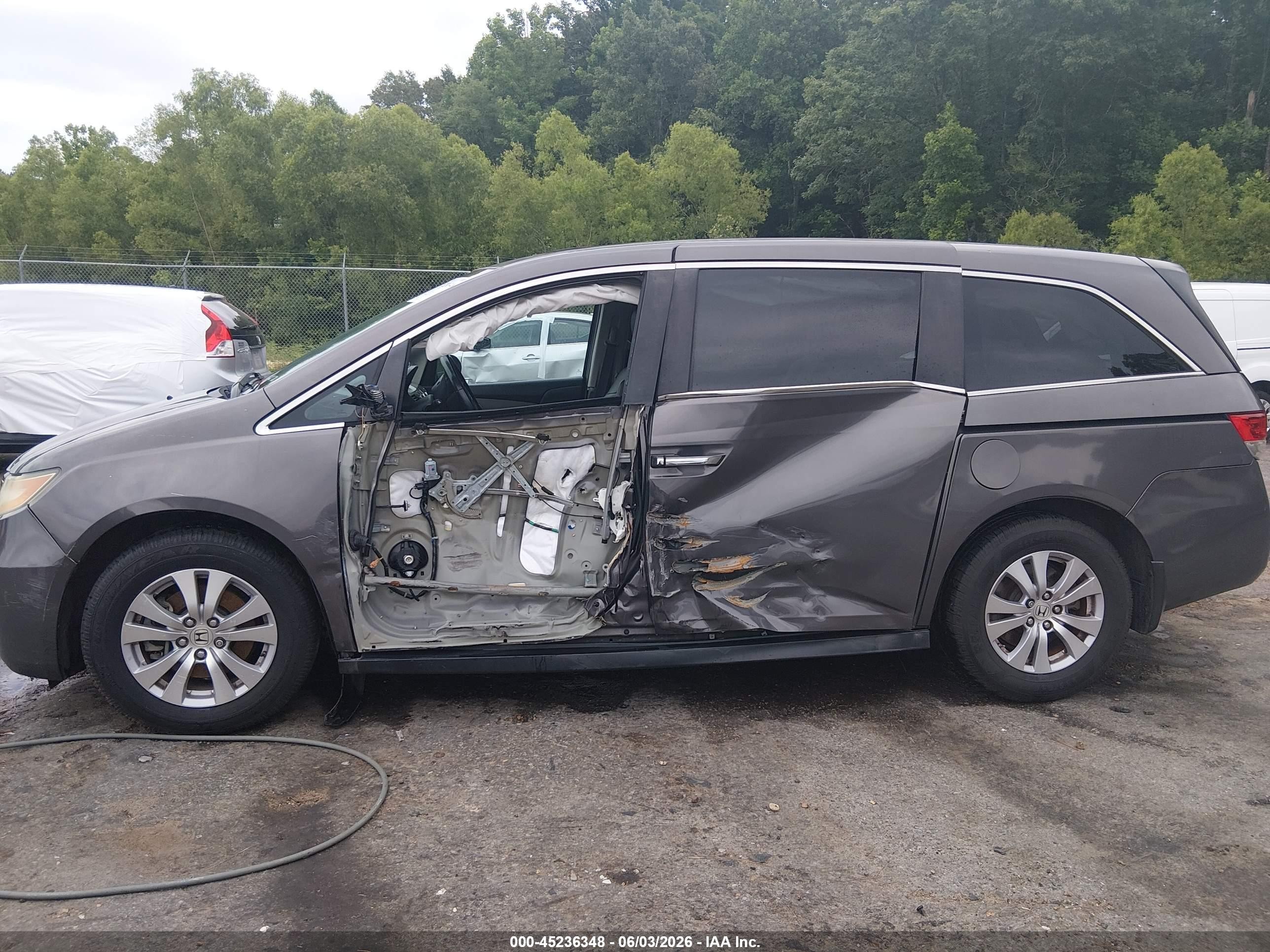 2015 Honda Odyssey Ex-l Gray vin: 5FNRL5H62FB001973