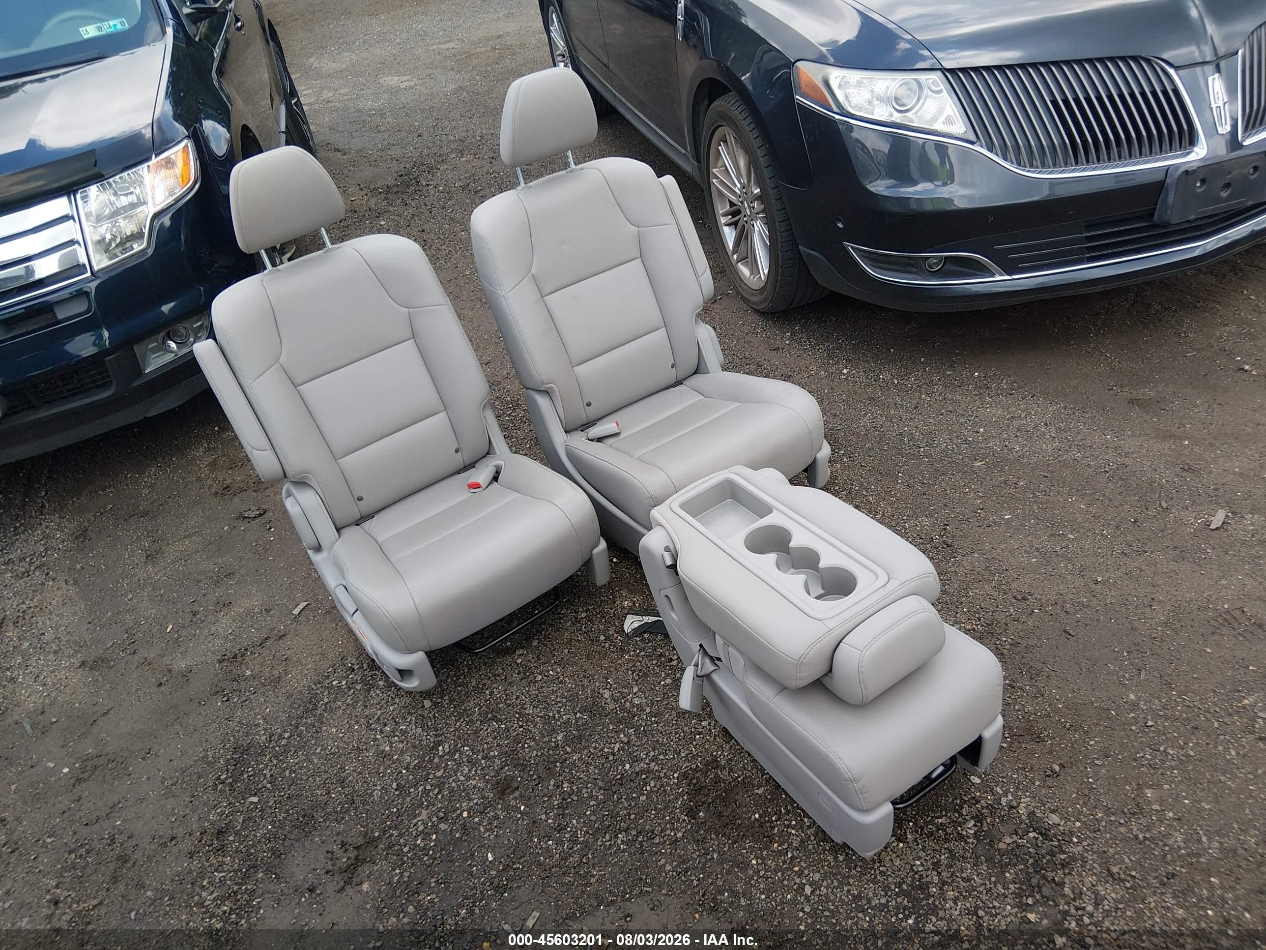 2015 Honda Odyssey Ex-l Silver vin: 5FNRL5H62FB019356