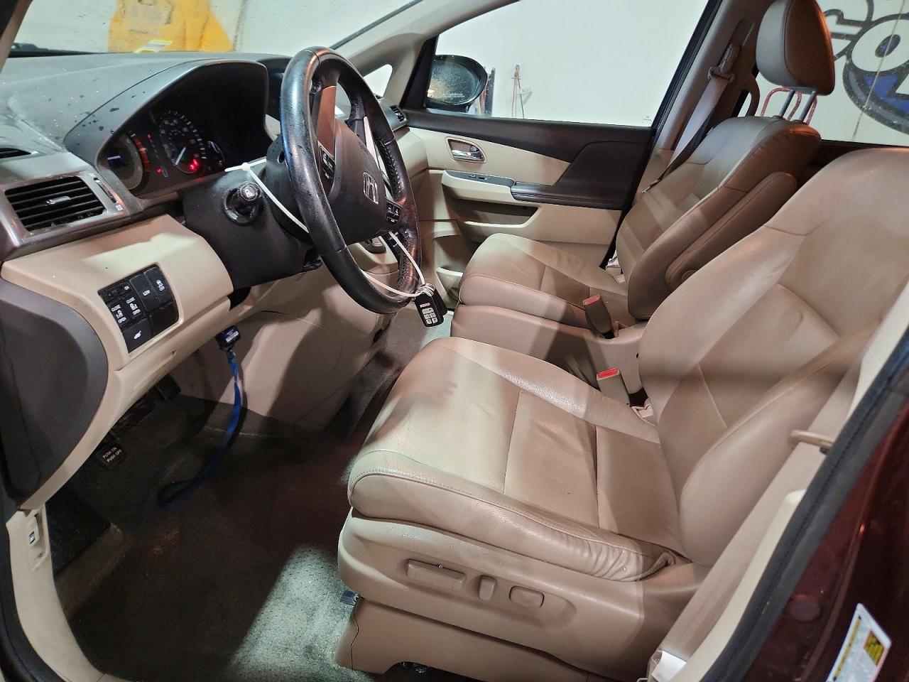 2015 Honda Odyssey Exl Burgundy vin: 5FNRL5H62FB021561