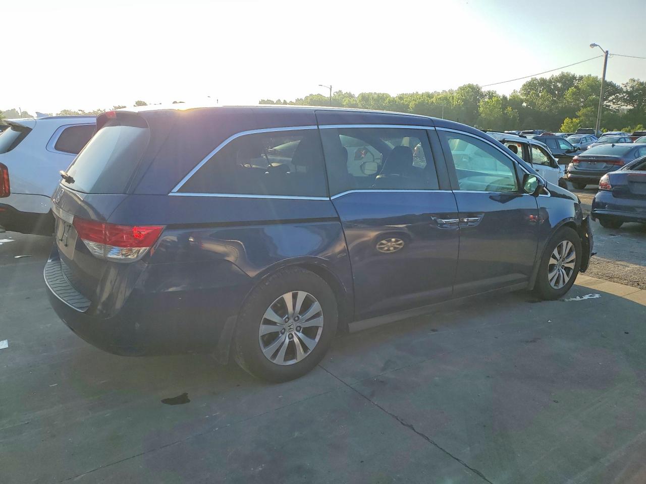 2015 Honda Odyssey Exl Blue vin: 5FNRL5H62FB044807