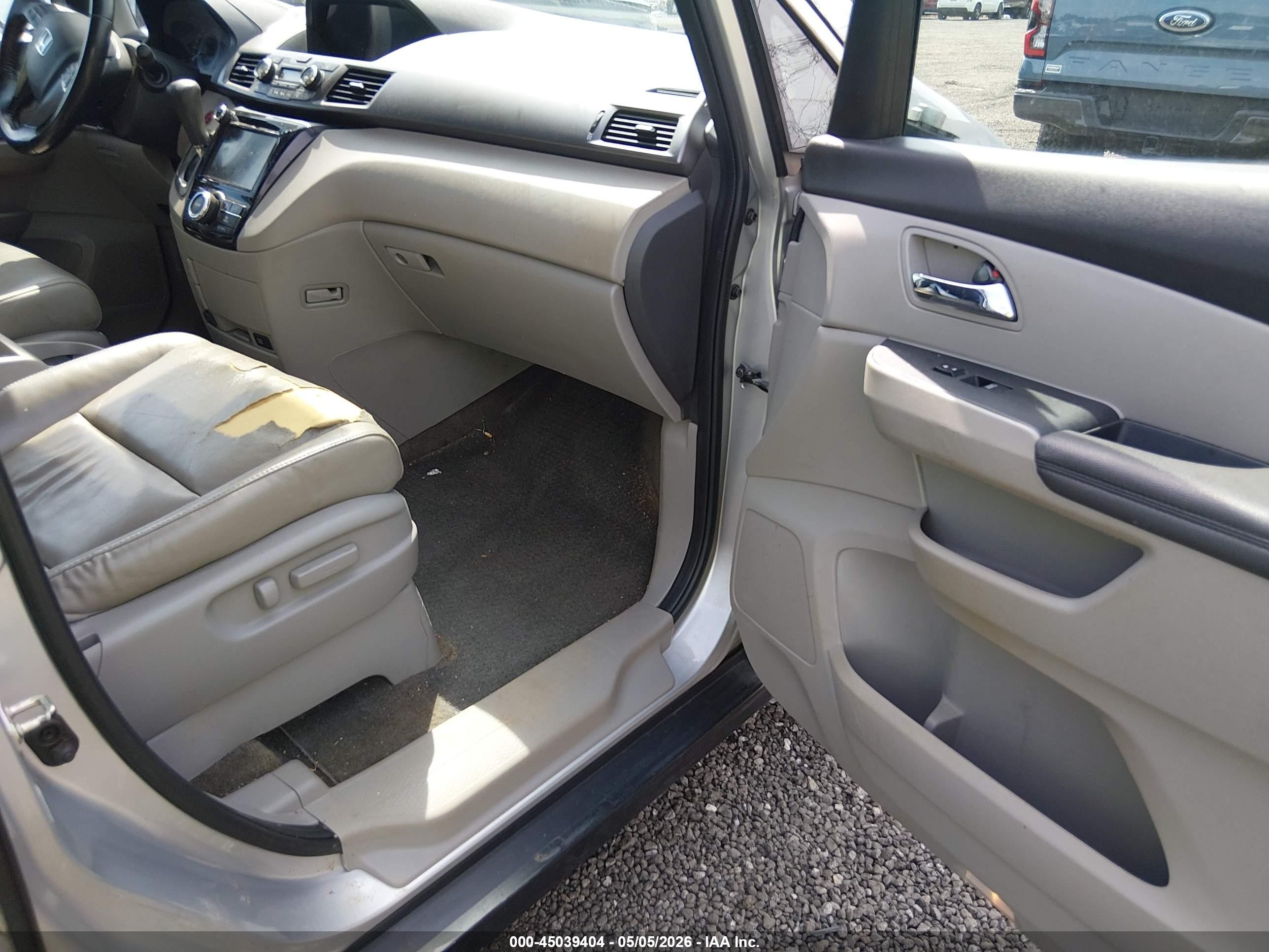 2015 Honda Odyssey Ex-l Silver vin: 5FNRL5H62FB079573