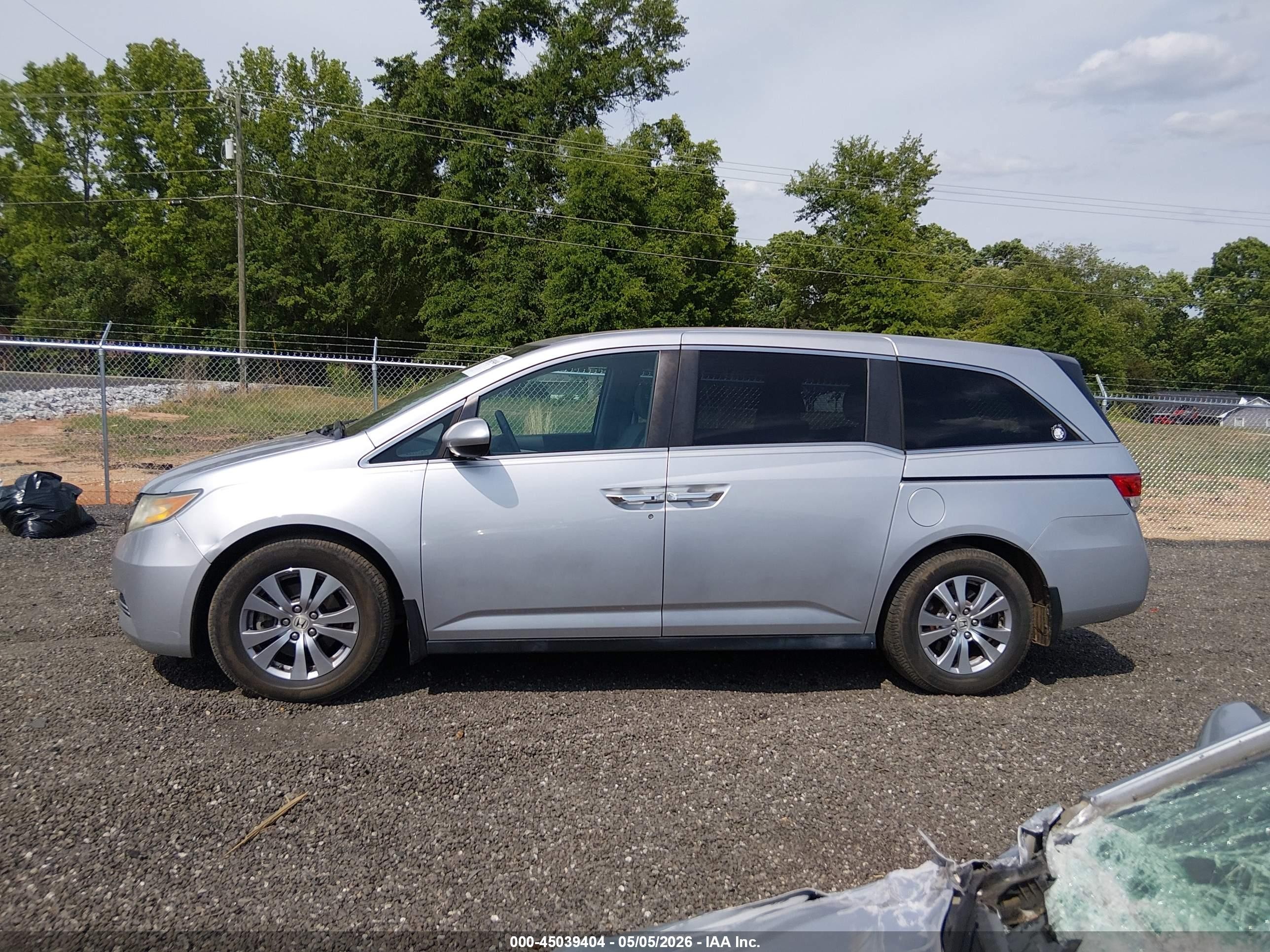 2015 Honda Odyssey Ex-l Silver vin: 5FNRL5H62FB079573