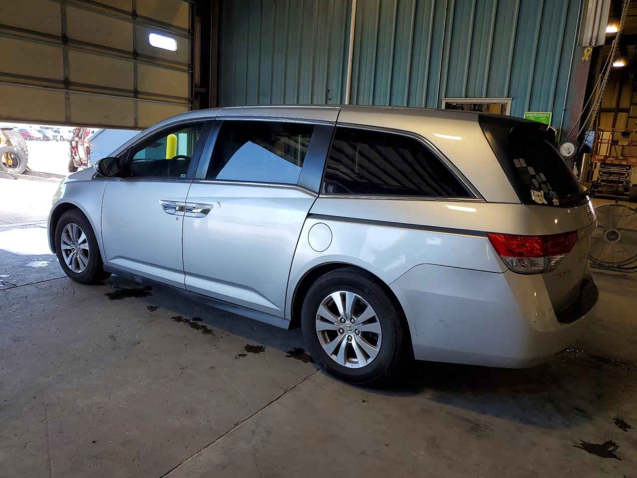 2015 Honda Odyssey Exl Серебряный vin: 5FNRL5H62FB080013