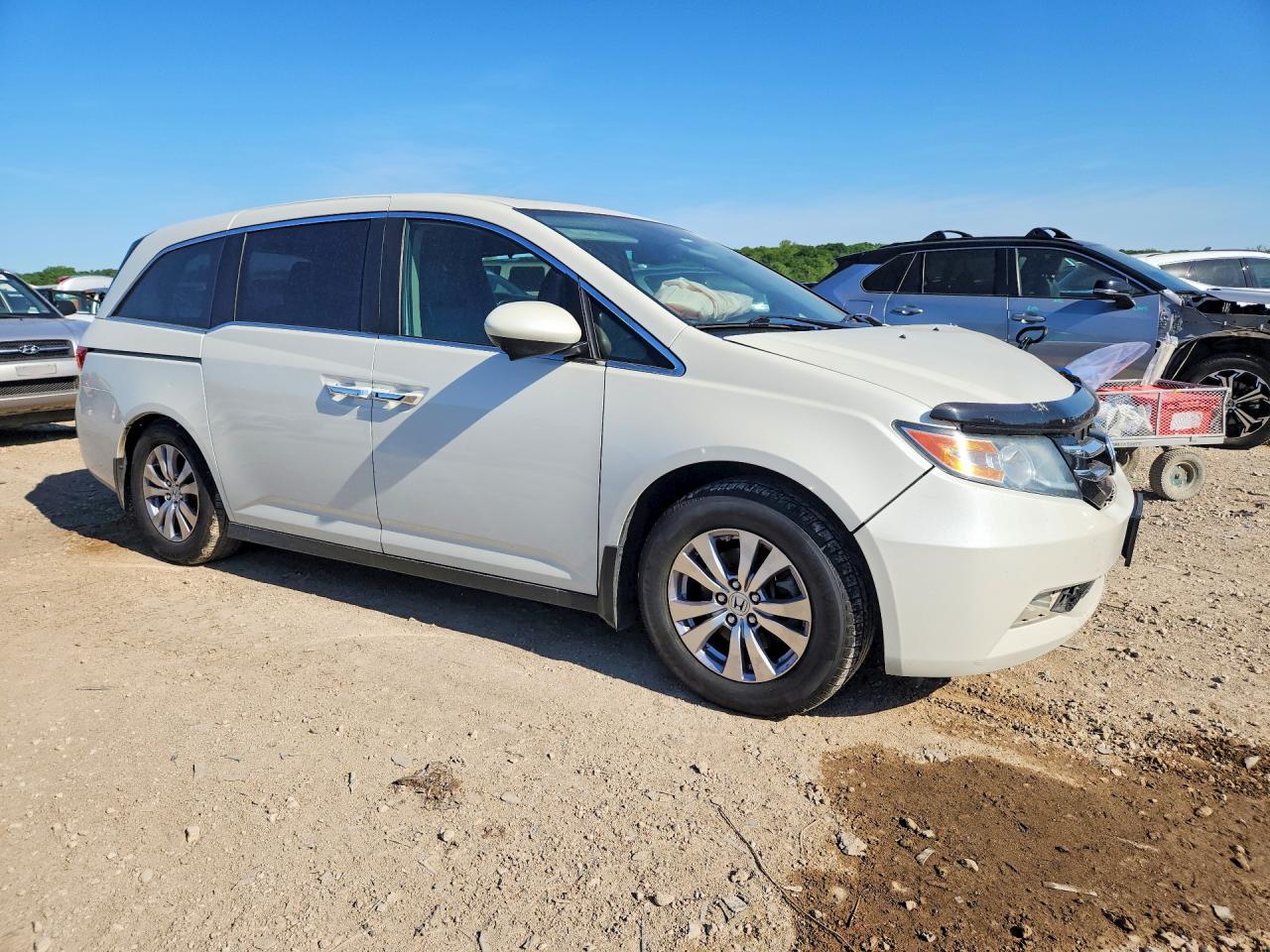 2015 Honda Odyssey Exl White vin: 5FNRL5H62FB104813