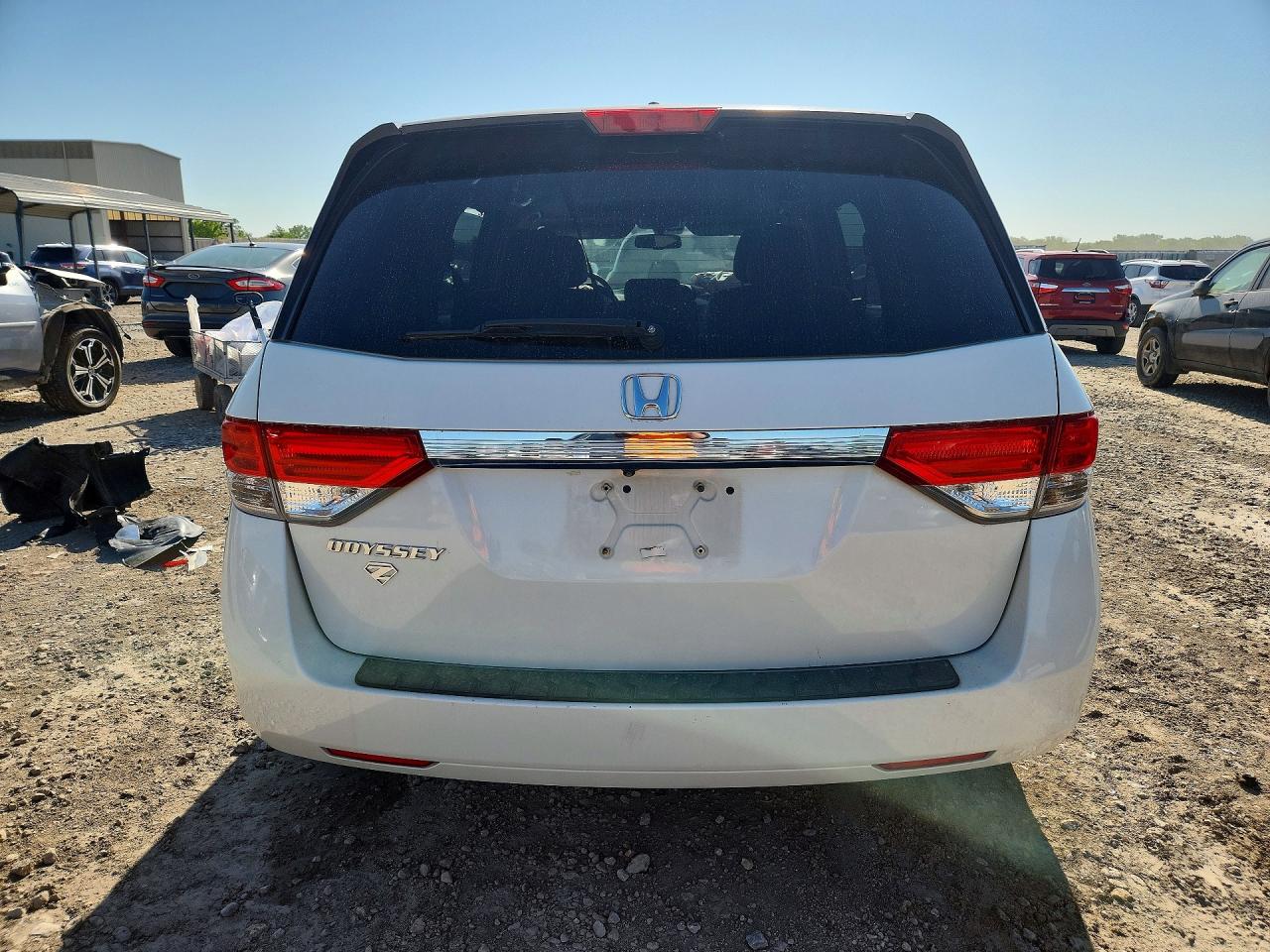 2015 Honda Odyssey Exl White vin: 5FNRL5H62FB104813