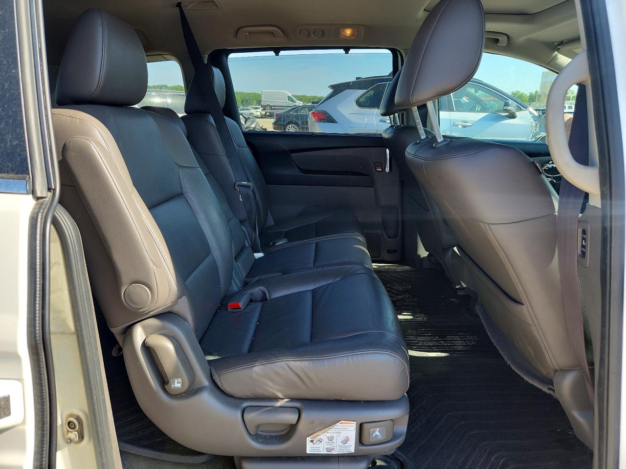 2015 Honda Odyssey Exl White vin: 5FNRL5H62FB104813