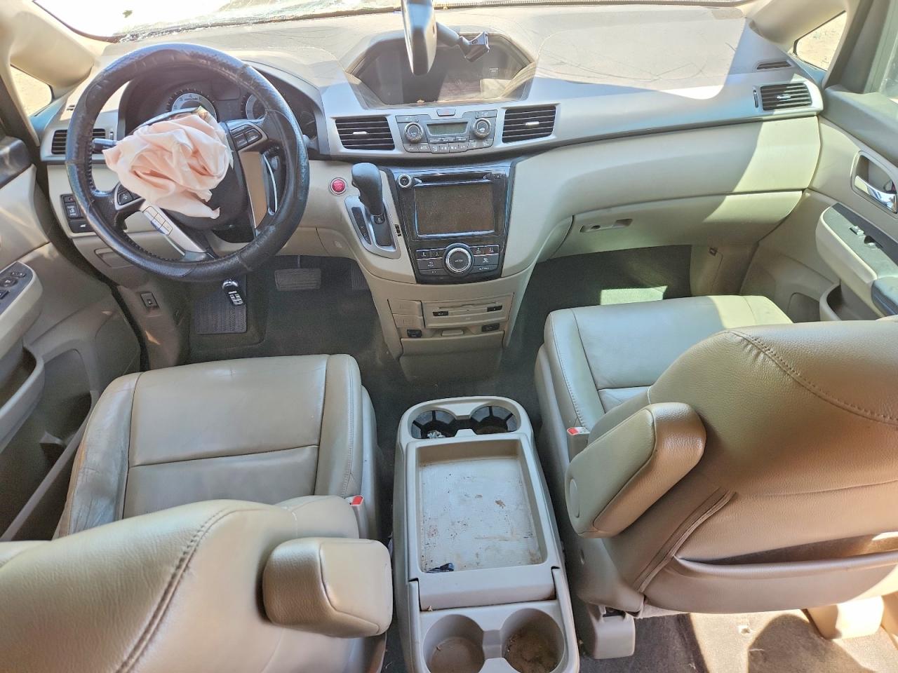 2016 Honda Odyssey Exl White vin: 5FNRL5H62GB093622