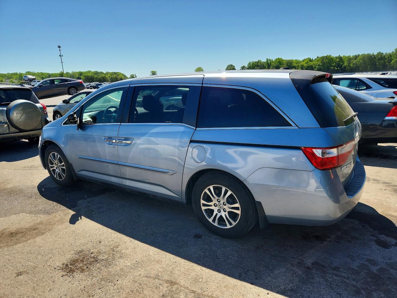 2011 Honda Odyssey Exl Blue vin: 5FNRL5H63BB012927
