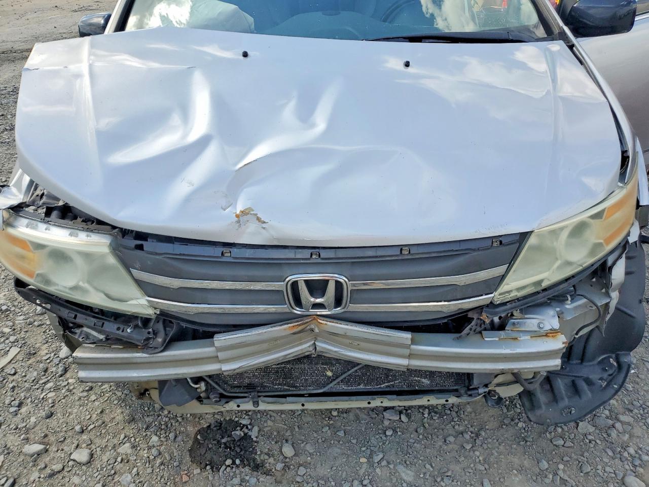 2011 Honda Odyssey Exl Silver vin: 5FNRL5H63BB016038