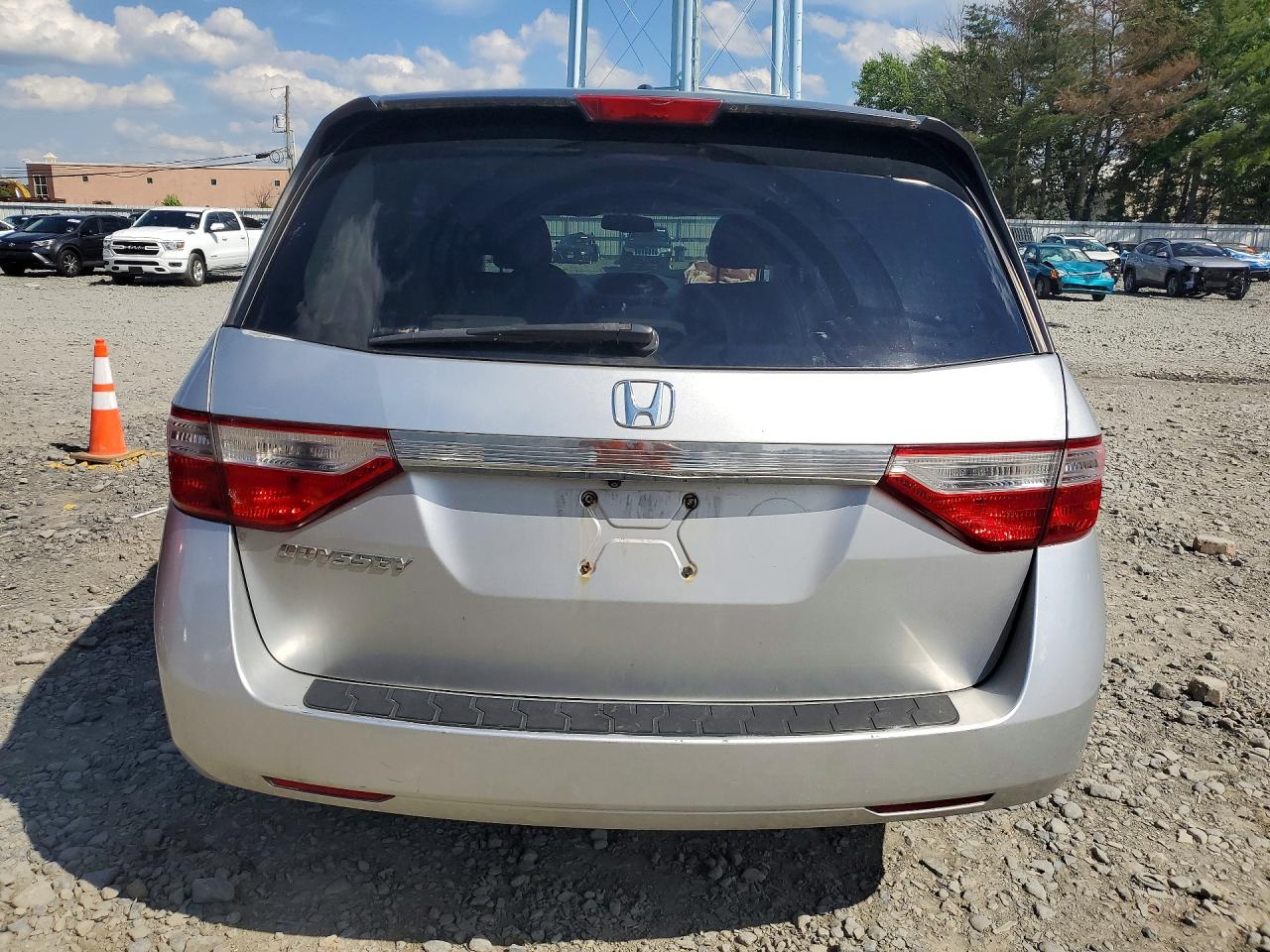 2011 Honda Odyssey Exl Silver vin: 5FNRL5H63BB016038