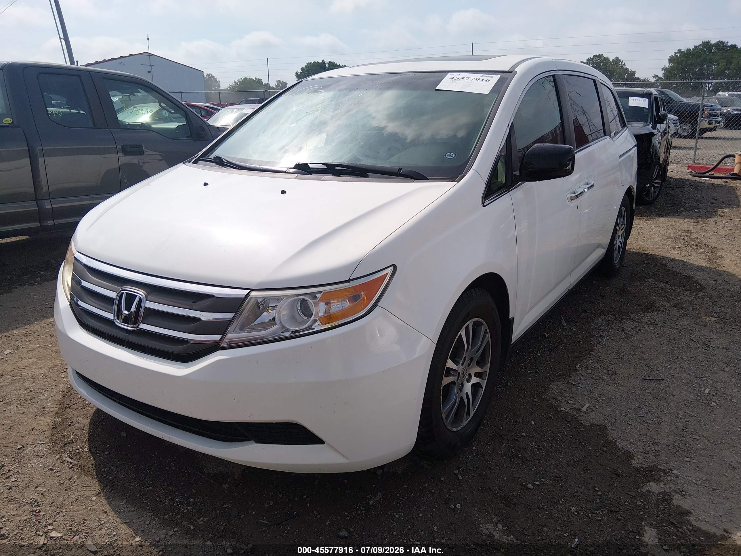 2011 Honda Odyssey Ex-l White vin: 5FNRL5H63BB019022