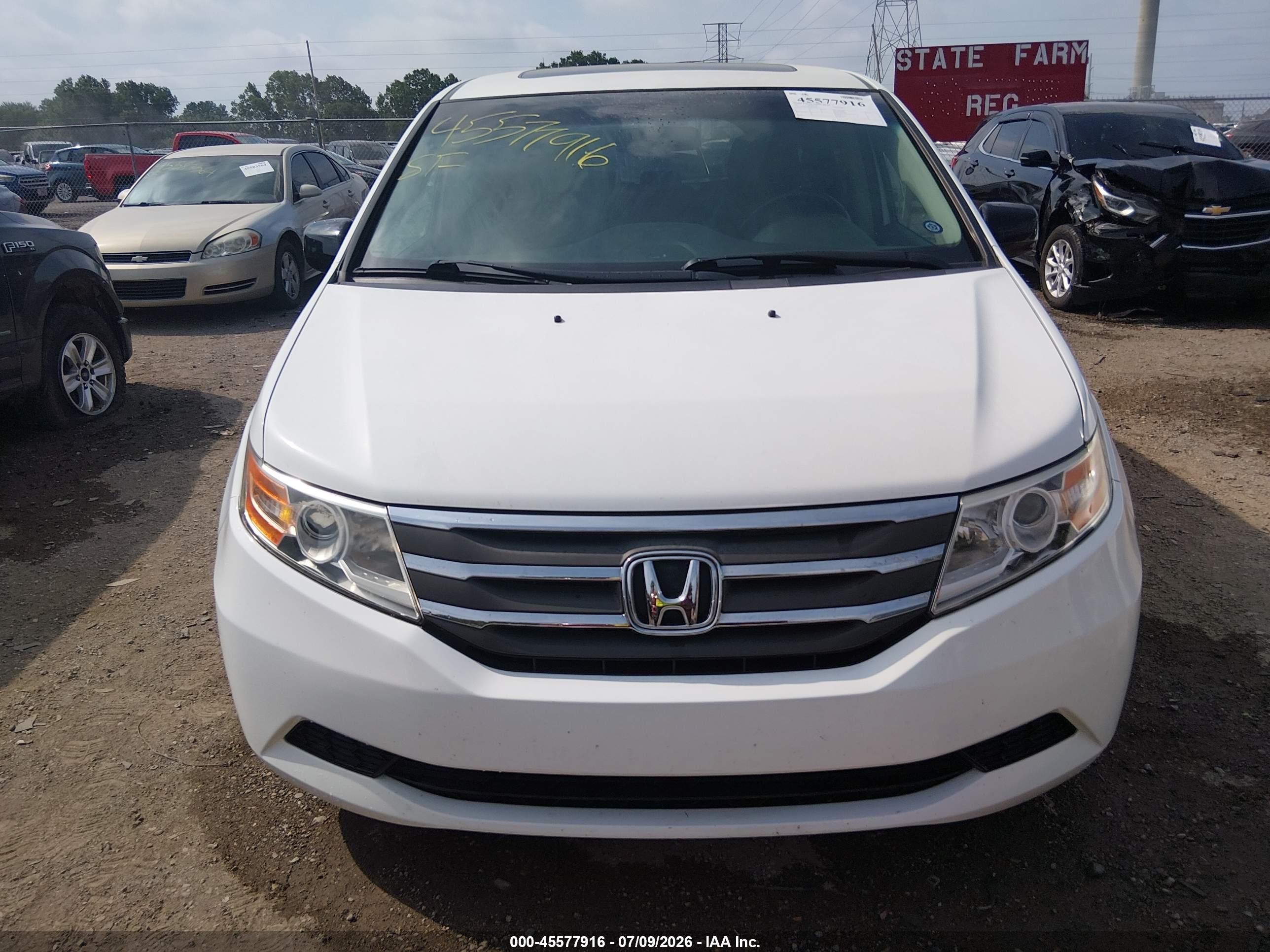 2011 Honda Odyssey Ex-l White vin: 5FNRL5H63BB019022
