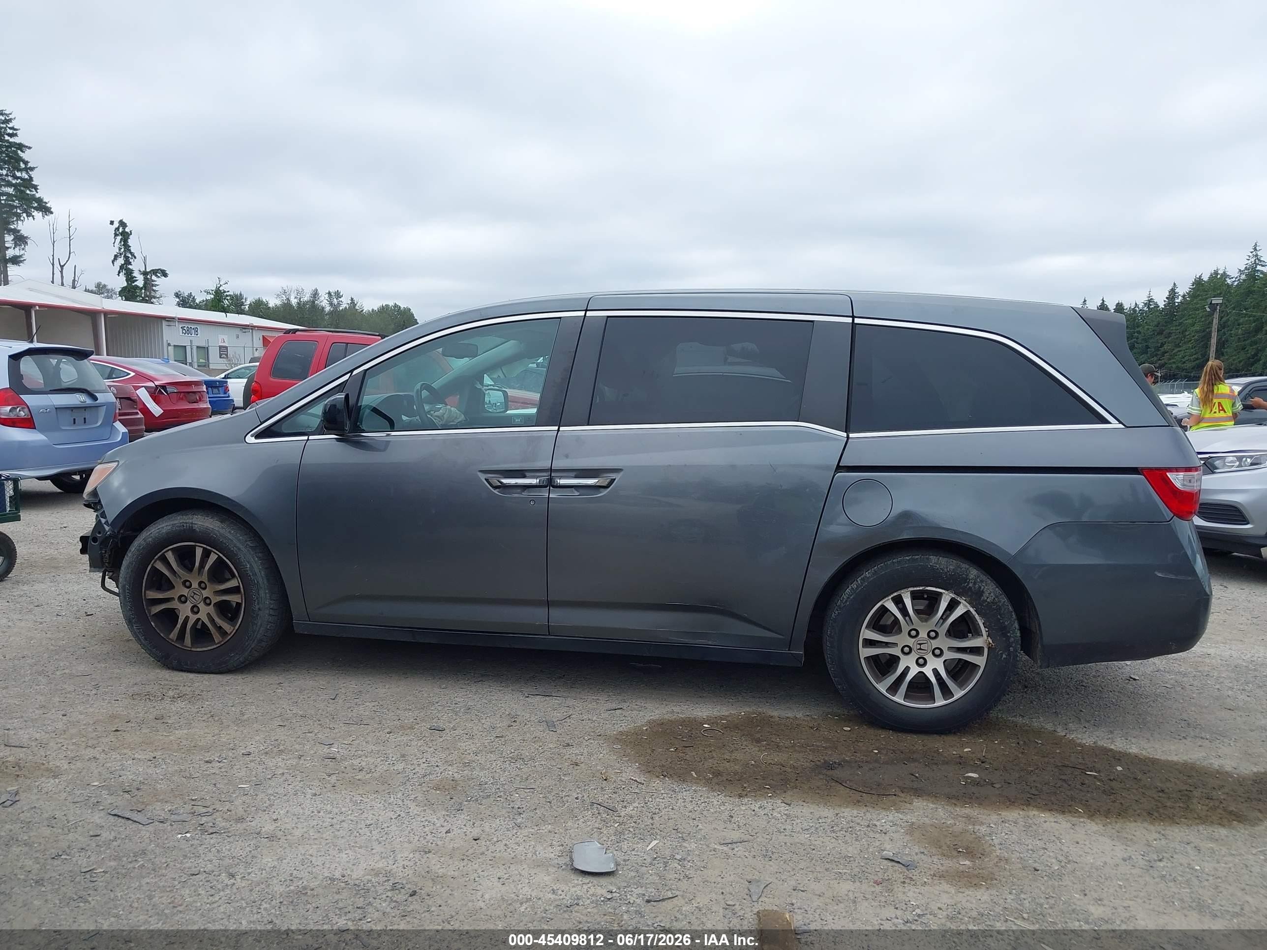 2011 Honda Odyssey Ex-l Gray vin: 5FNRL5H63BB031607