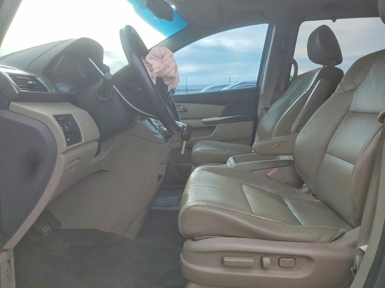 2011 Honda Odyssey Exl Burgundy vin: 5FNRL5H63BB031994