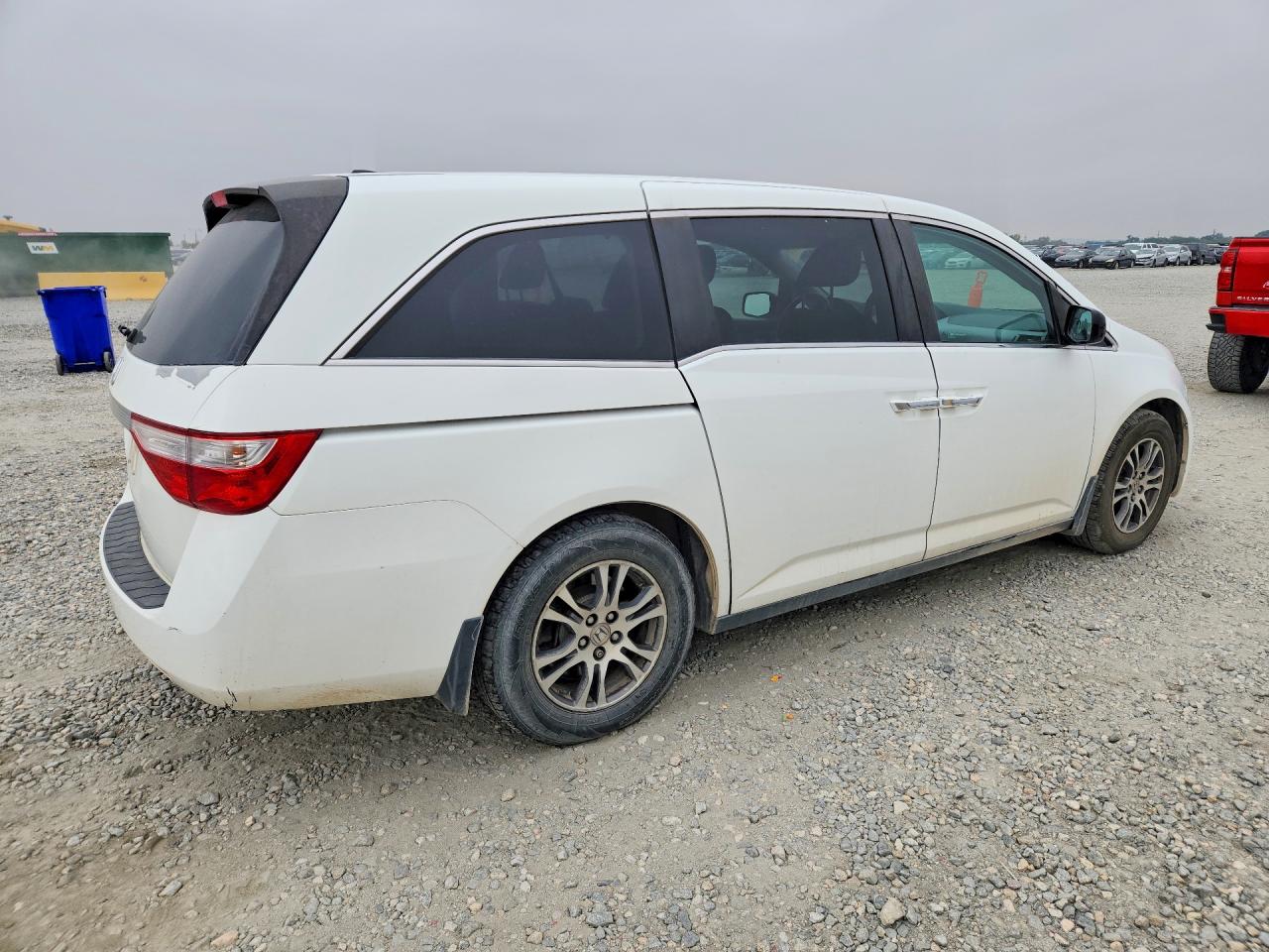 2011 Honda Odyssey Exl White vin: 5FNRL5H63BB032272