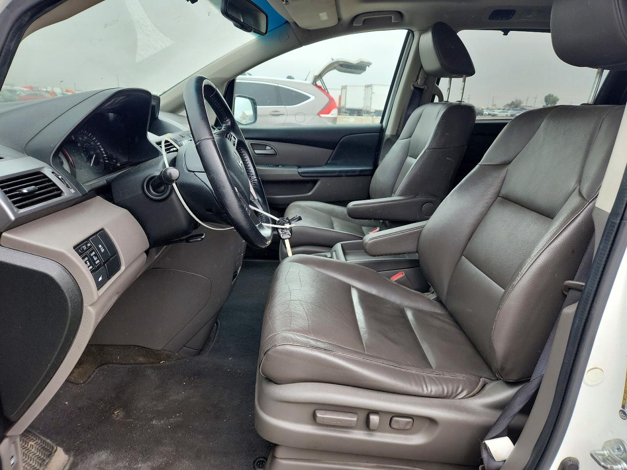 2011 Honda Odyssey Exl White vin: 5FNRL5H63BB032272