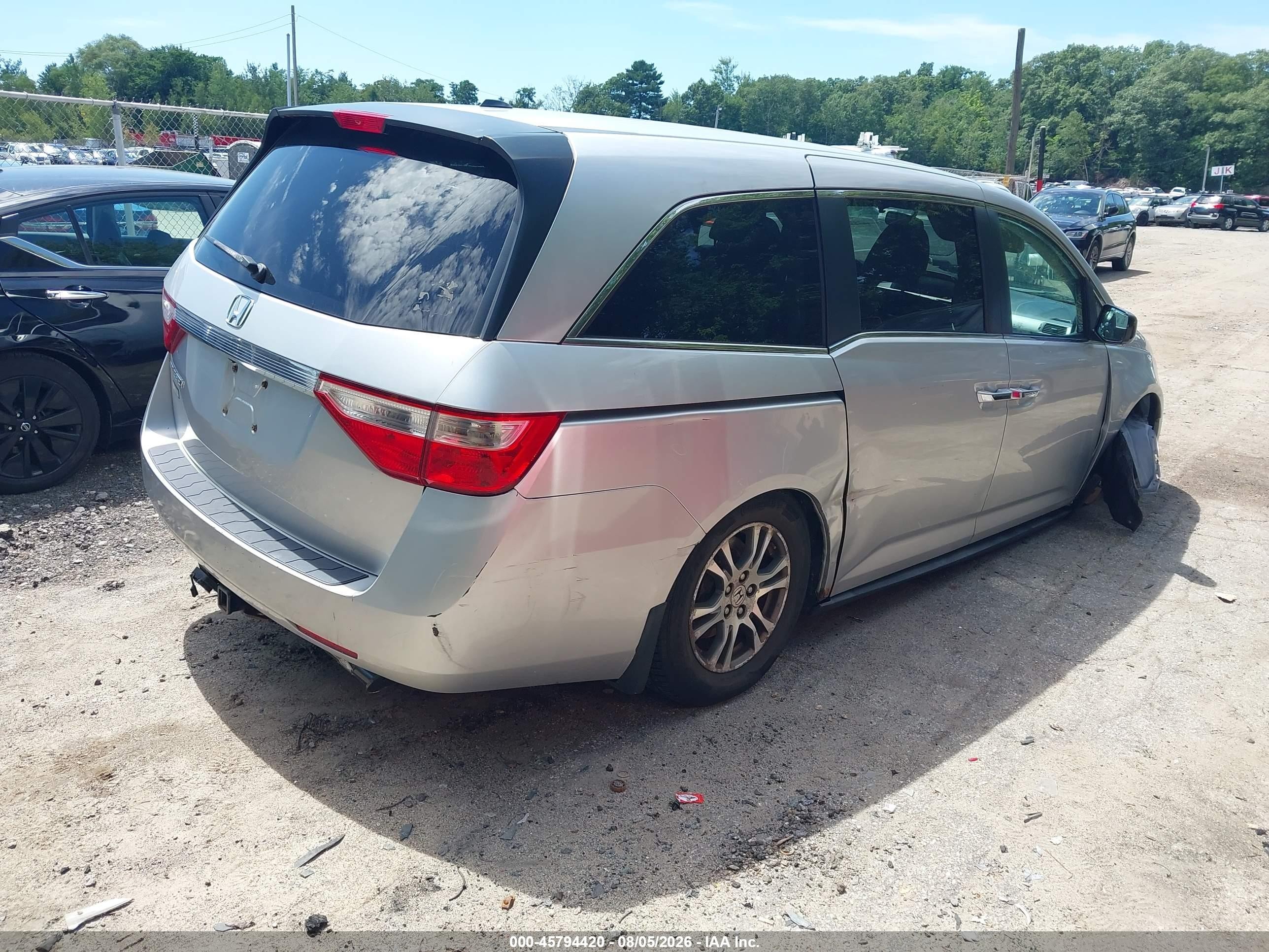 2011 Honda Odyssey Ex-l Silver vin: 5FNRL5H63BB058712