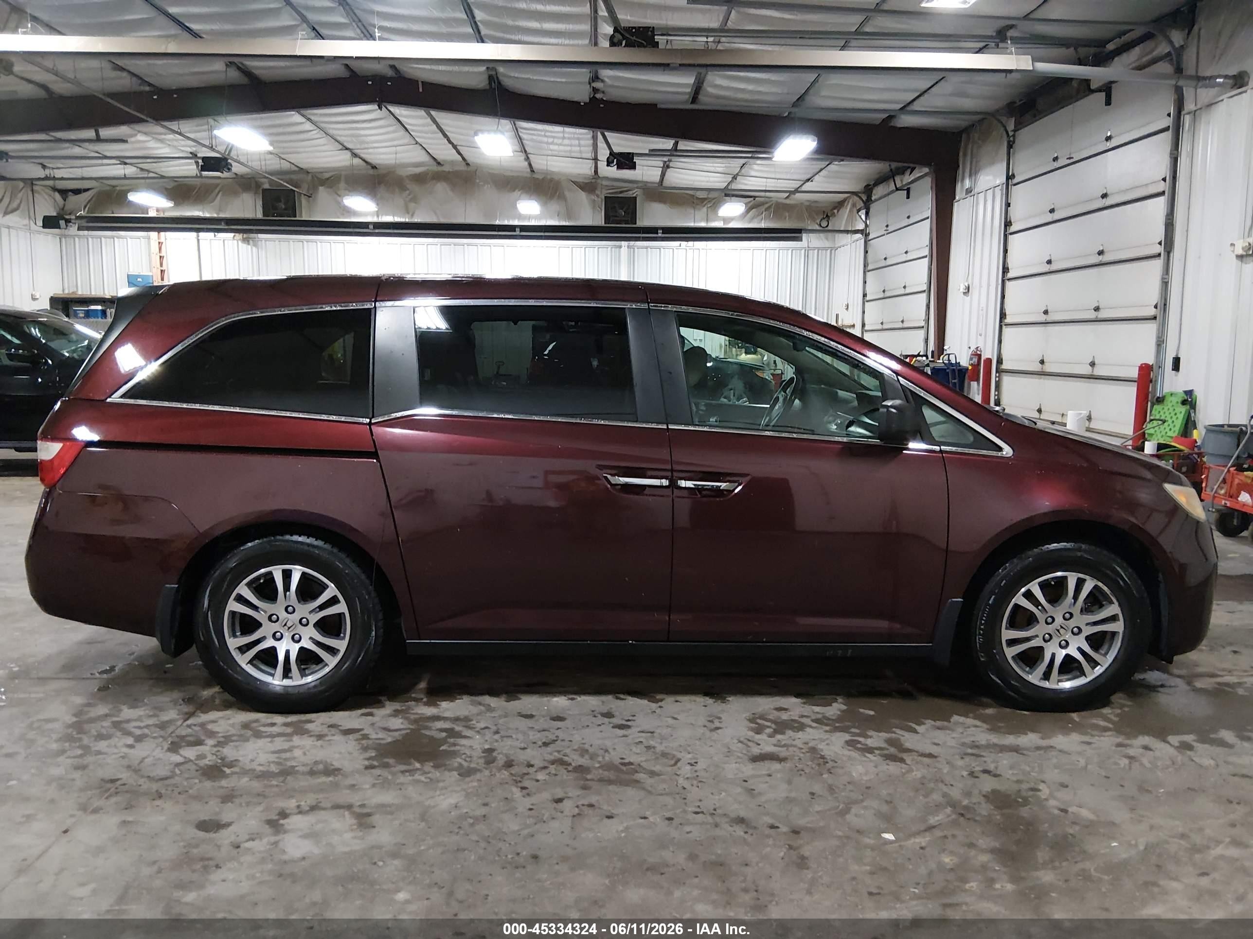 2011 Honda Odyssey Ex-l Maroon vin: 5FNRL5H63BB065398