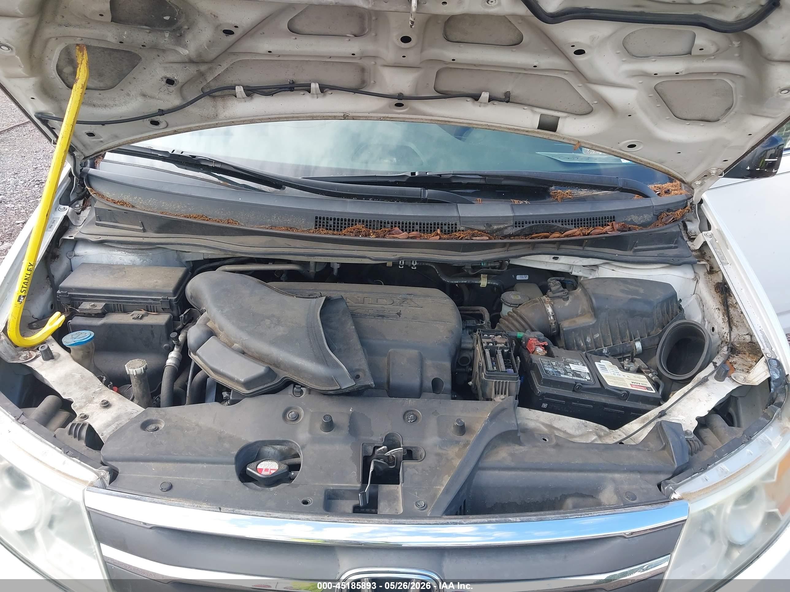 2011 Honda Odyssey Ex-l White vin: 5FNRL5H63BB084601