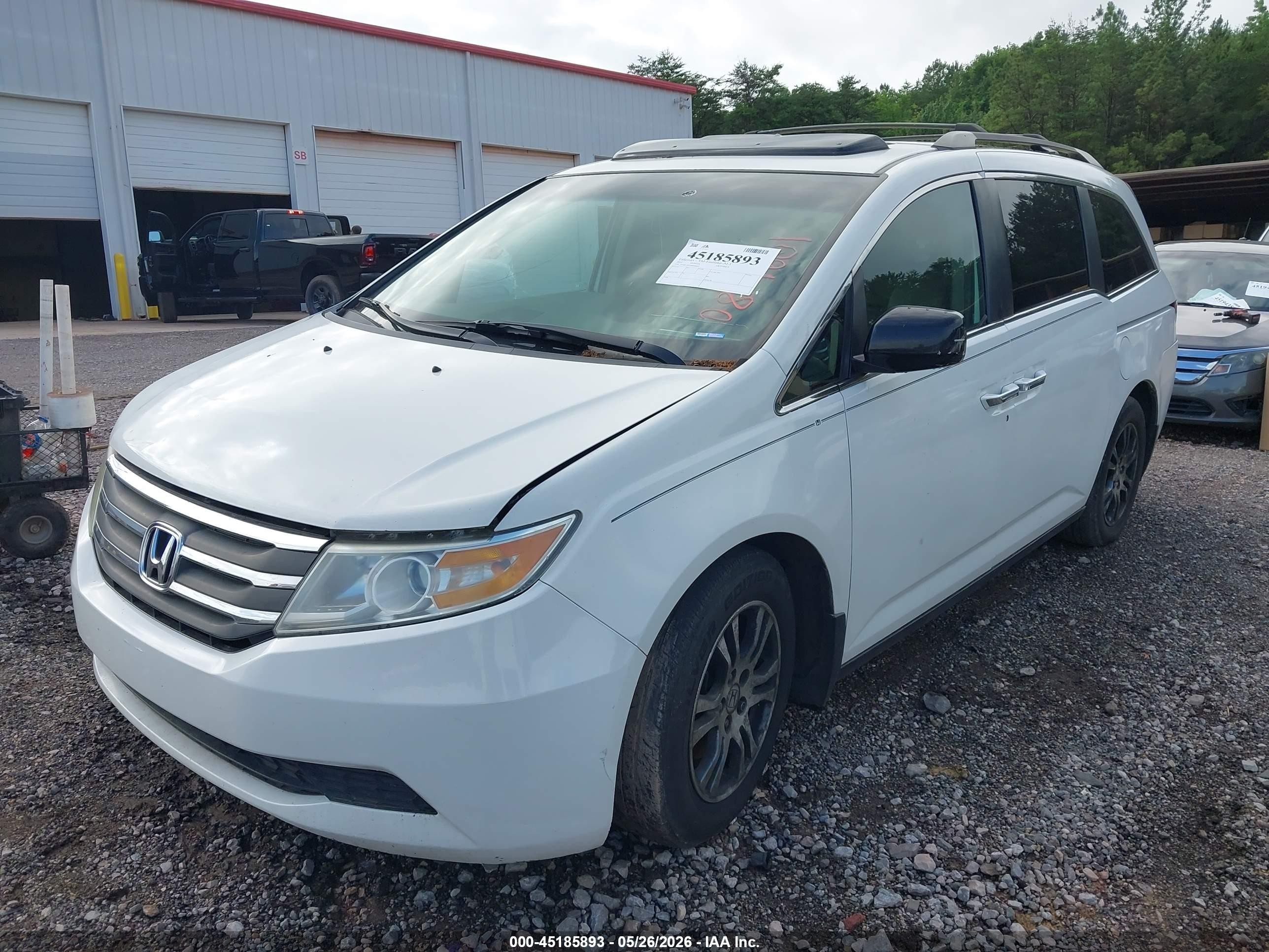 2011 Honda Odyssey Ex-l White vin: 5FNRL5H63BB084601