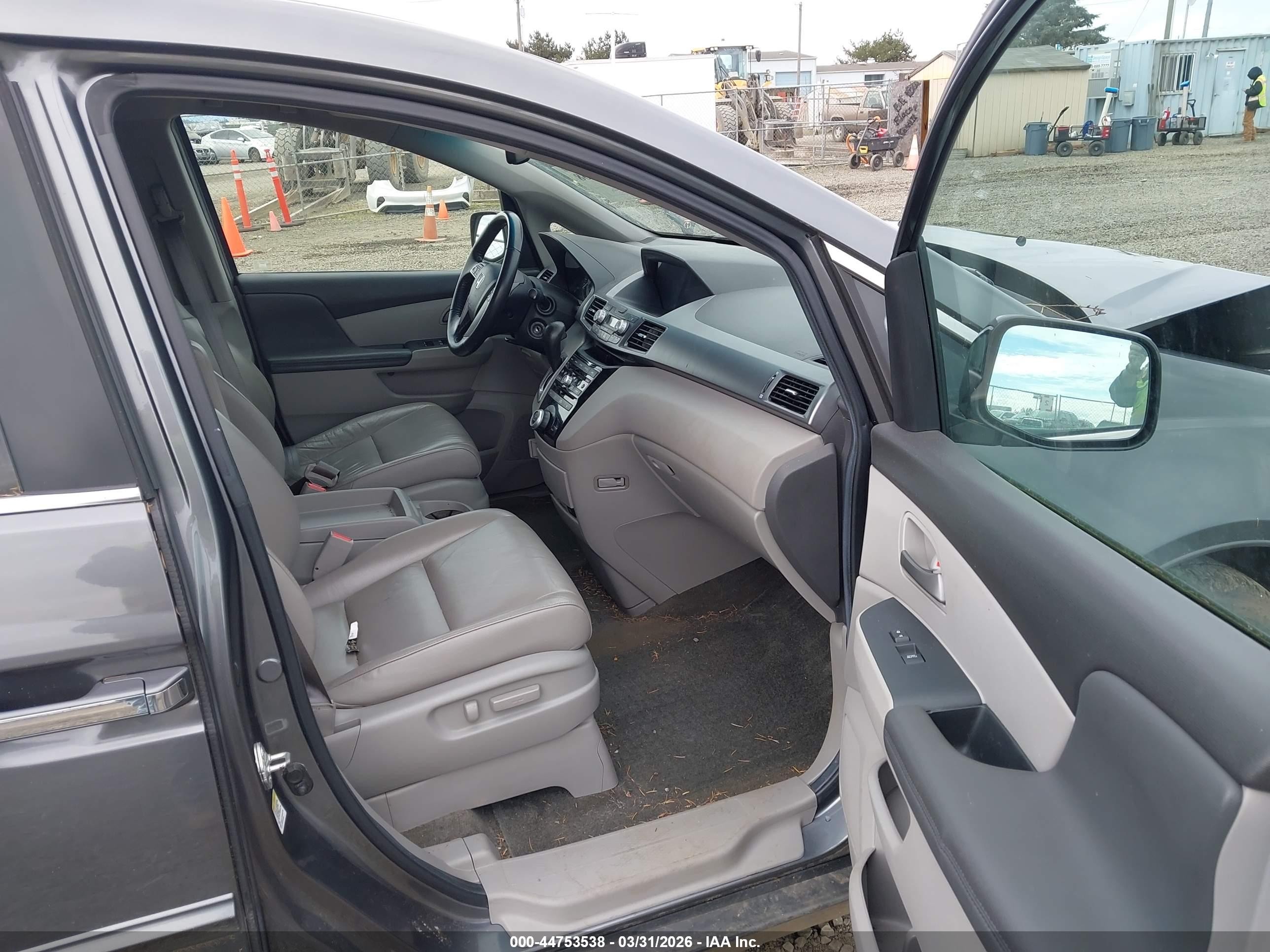 2011 Honda Odyssey Ex-l Серый vin: 5FNRL5H63BB086171