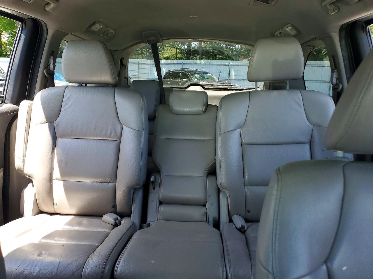 2012 Honda Odyssey Exl Серебряный vin: 5FNRL5H63CB010936