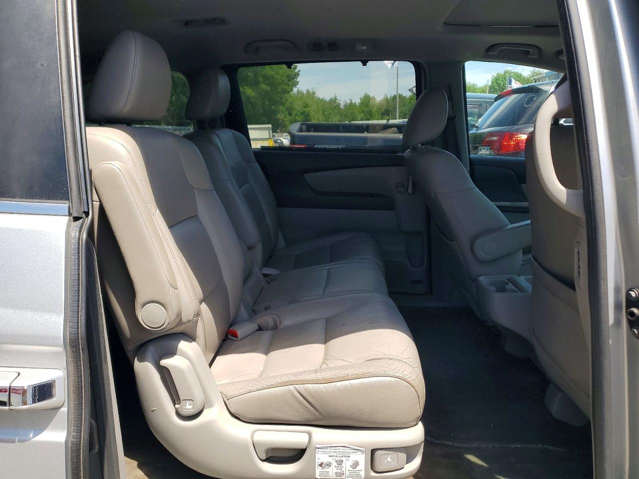 2012 Honda Odyssey Exl Серебряный vin: 5FNRL5H63CB010936