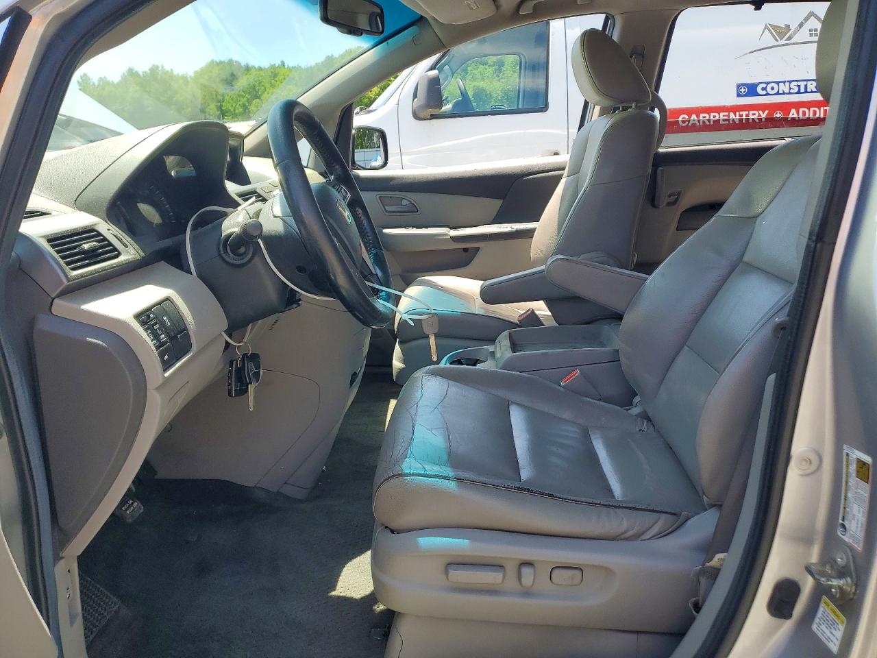 2012 Honda Odyssey Exl Серебряный vin: 5FNRL5H63CB010936