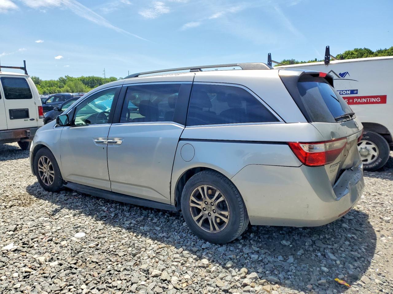 2012 Honda Odyssey Exl Серебряный vin: 5FNRL5H63CB010936