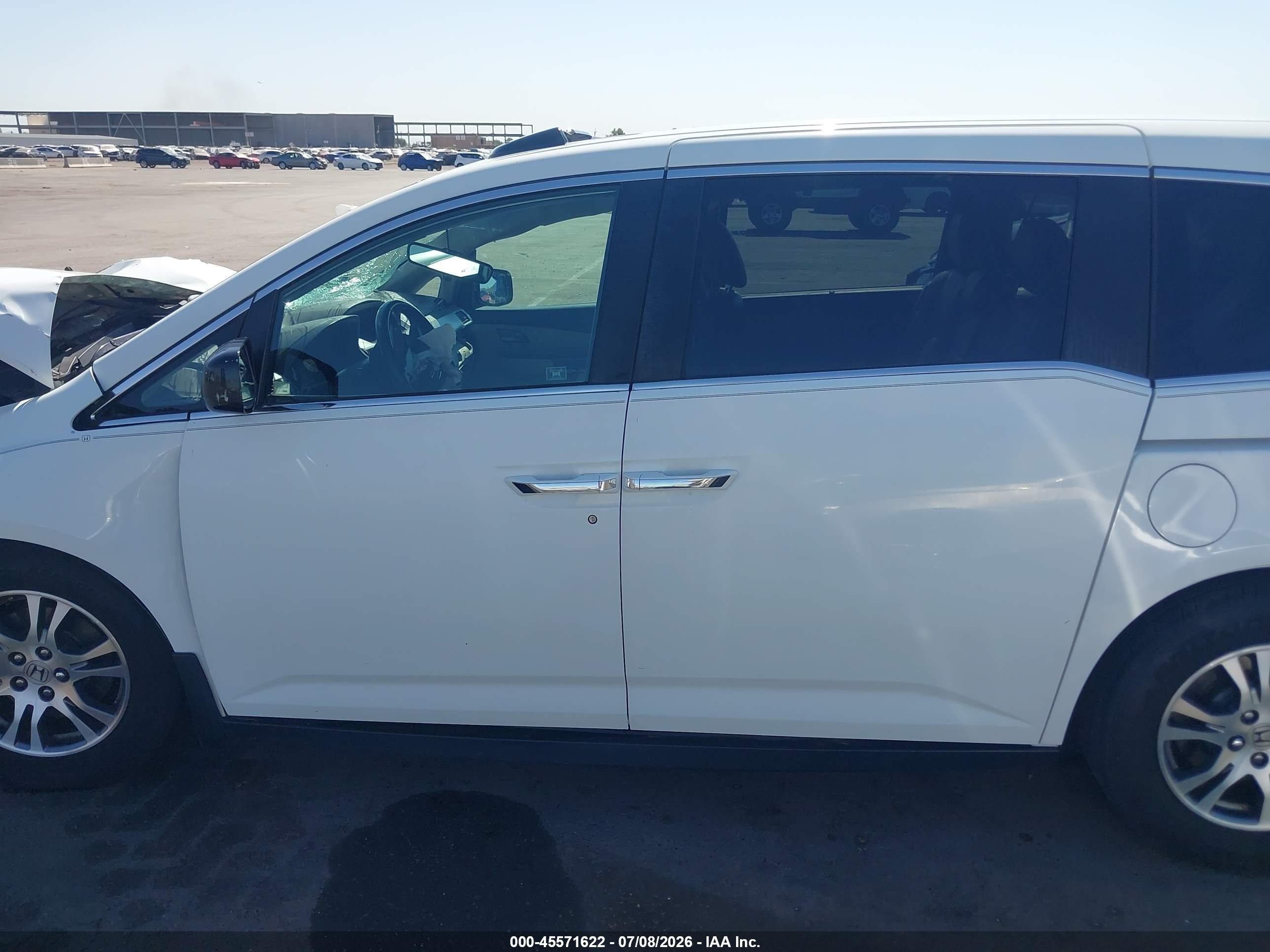 2012 Honda Odyssey Ex-l White vin: 5FNRL5H63CB011522