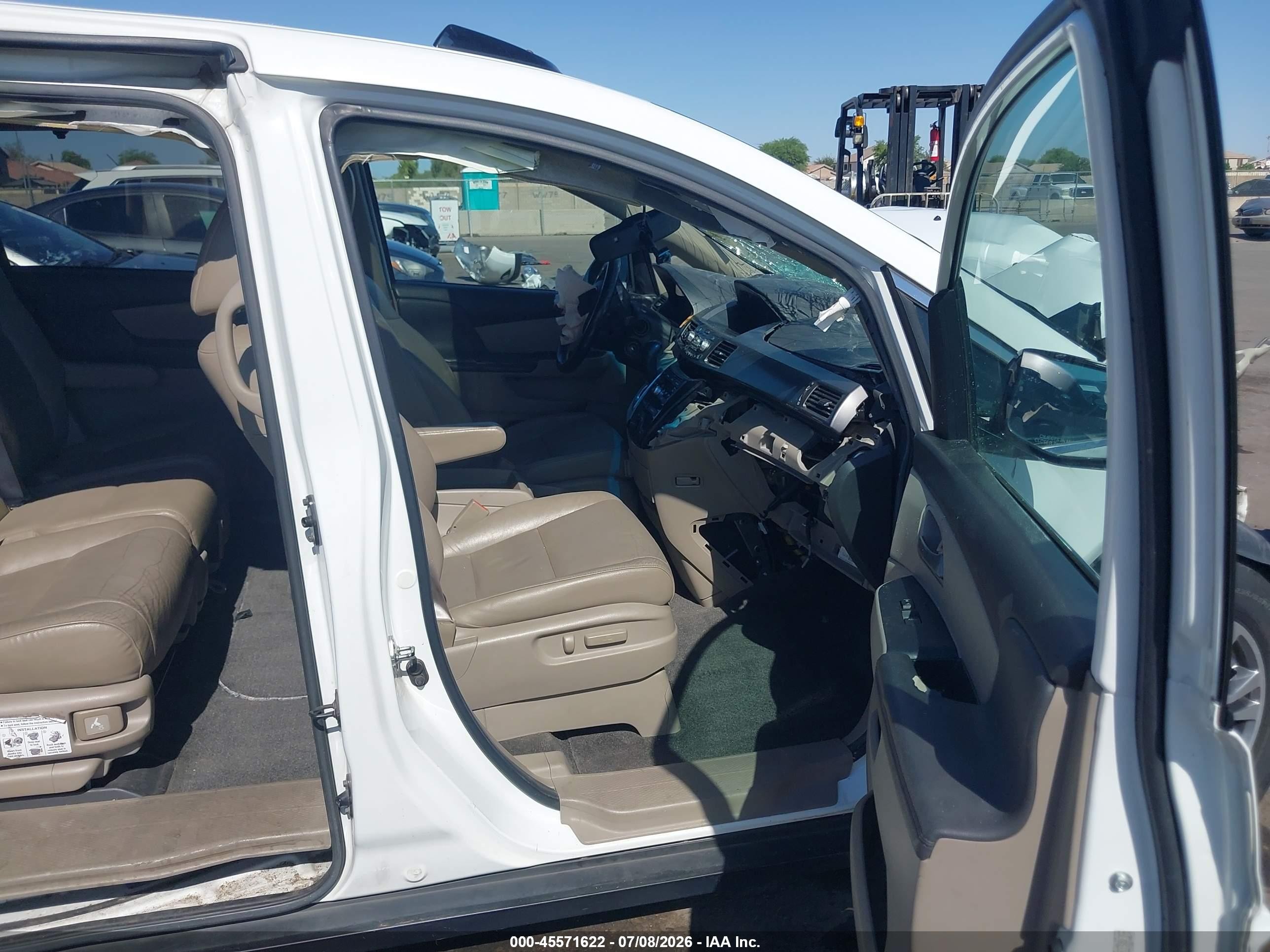 2012 Honda Odyssey Ex-l White vin: 5FNRL5H63CB011522