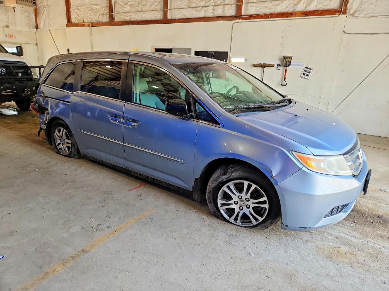 2012 Honda Odyssey Exl Blue vin: 5FNRL5H63CB037229
